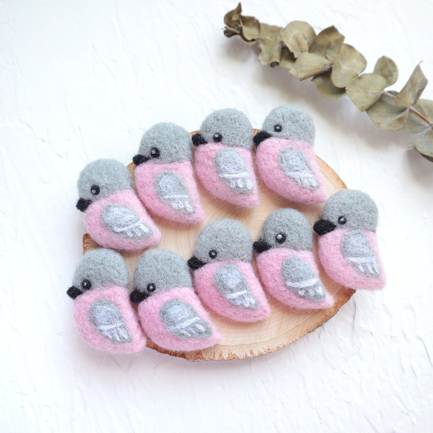 100% Wool needle felt Pink Robin forest Bird 1 pcs - Luxy Kraft