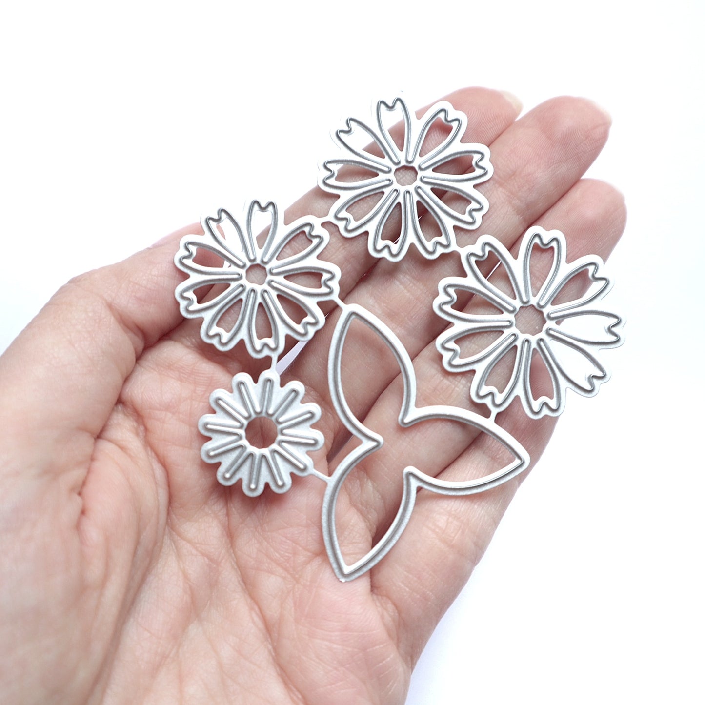 FLOWER CAMOMILE CUTTING DIES - Luxy Kraft