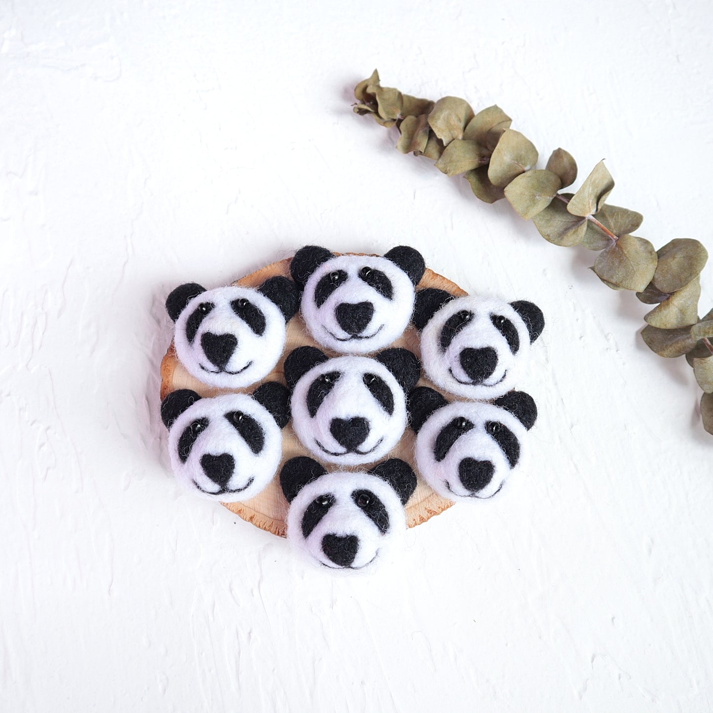 100% Wool needle felt Panda Forest Animals 3.7 cm - Luxy Kraft