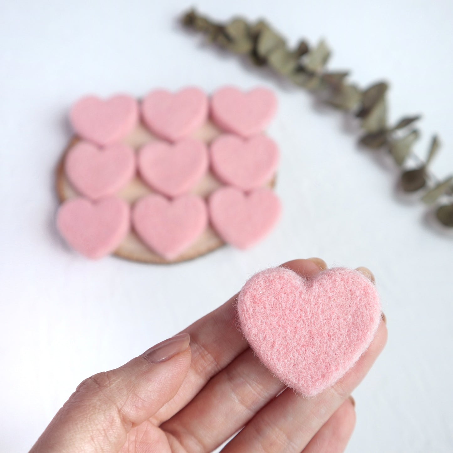 100% Wool needle felt Light Pink Heart 3.8 cm - Luxy Kraft