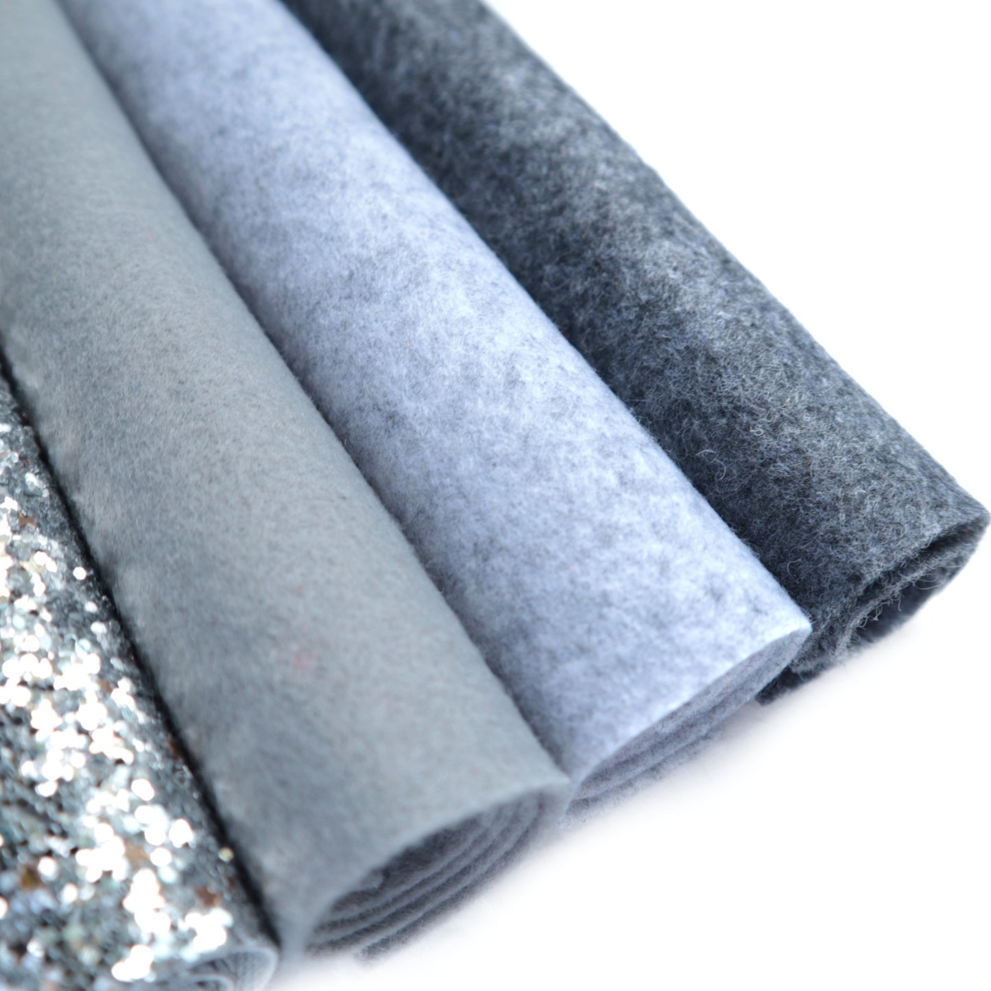 SILVER SYNTHETIC LEATHER FAUX LEATHER FABRIC AND FELT 20X30 CM 5 PCS SET - Luxy Kraft
