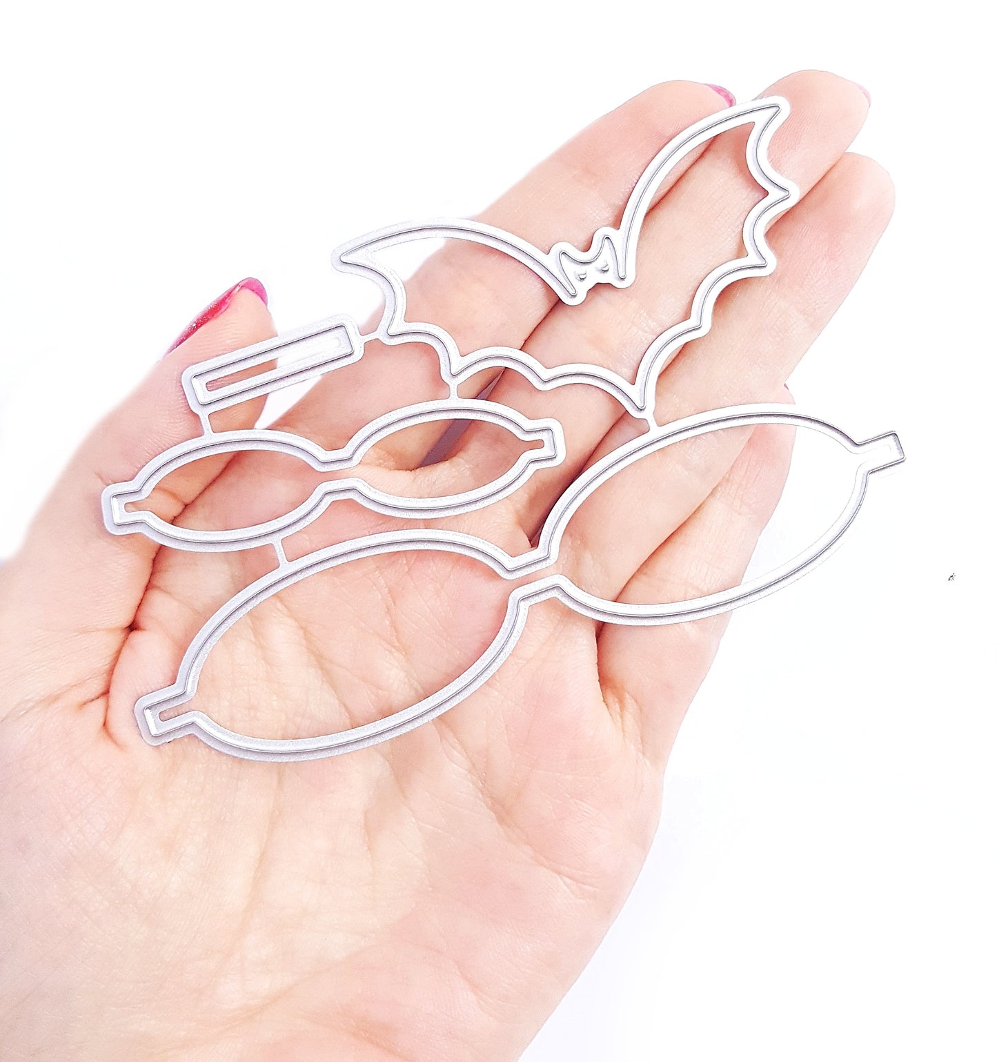 Bow tie Bat cutting dies 4 pcs 10.3x6.1 cm - Luxy Kraft