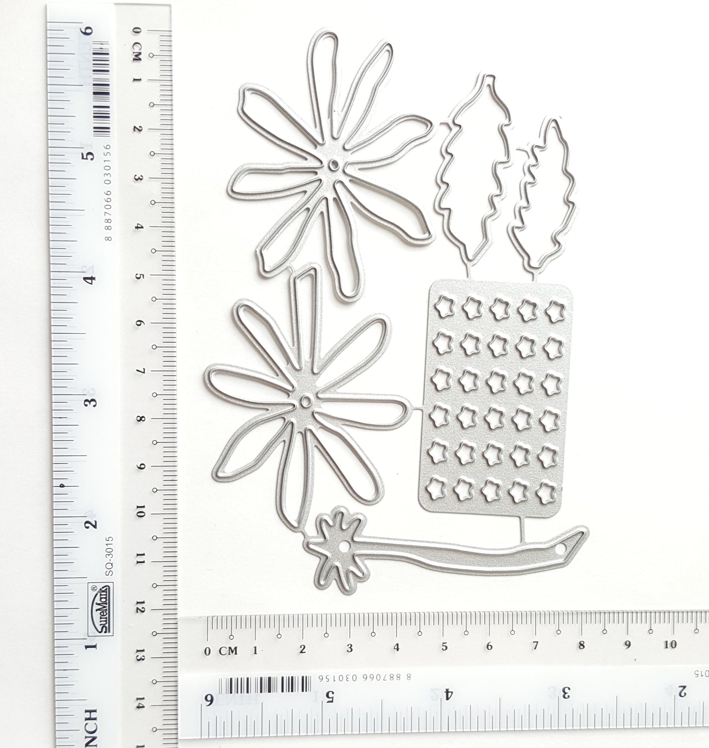 BLACK-EYED SUSAN THUNBERGIA FLOWER CUTTING DIES 6 PCS SET 12x8.5 CM - Luxy Kraft