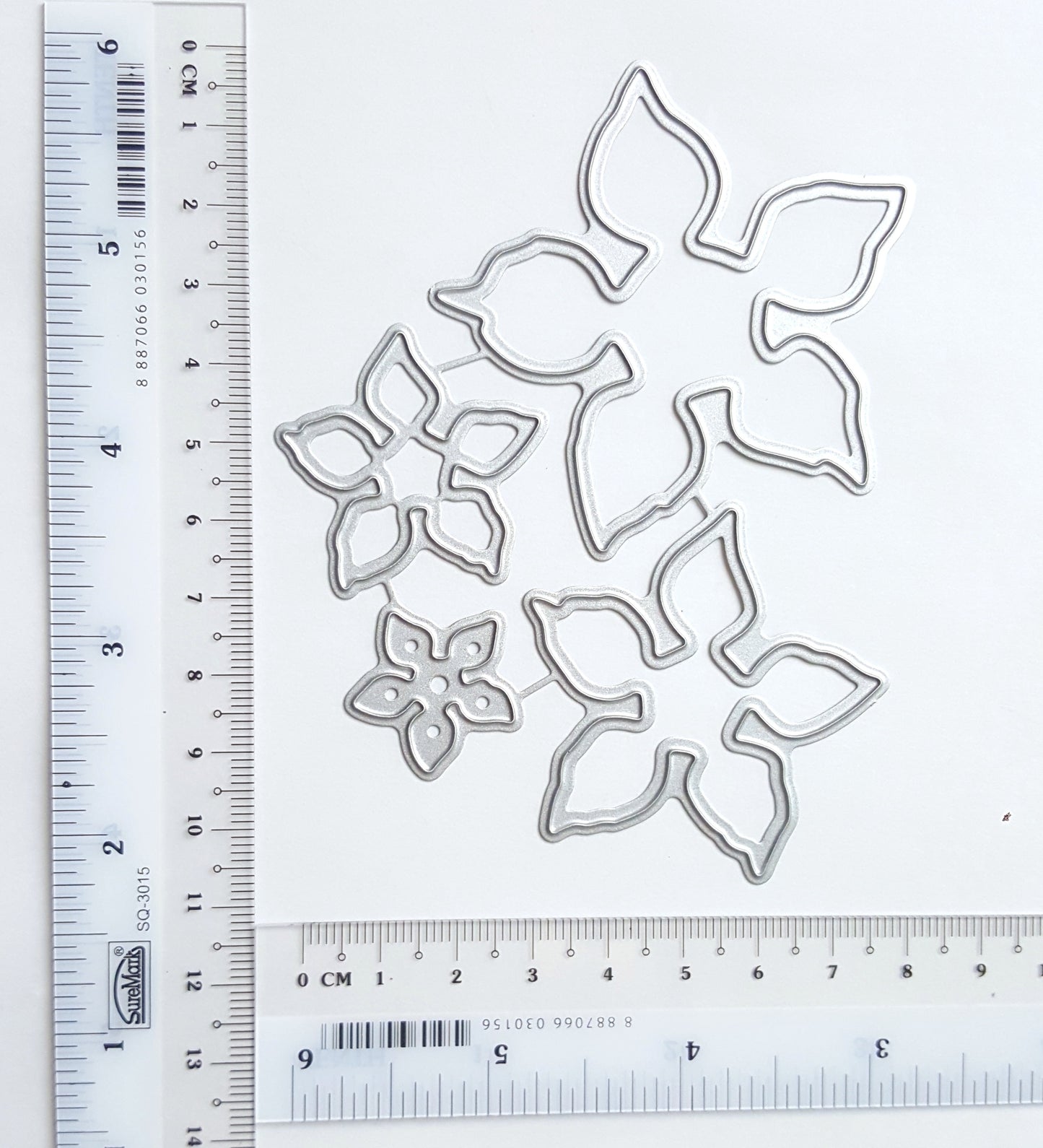 CHRISTMAS POINSETTIA FLOWER CUTTING DIES 4 PCS SET 10.5x9.8 M - Luxy Kraft