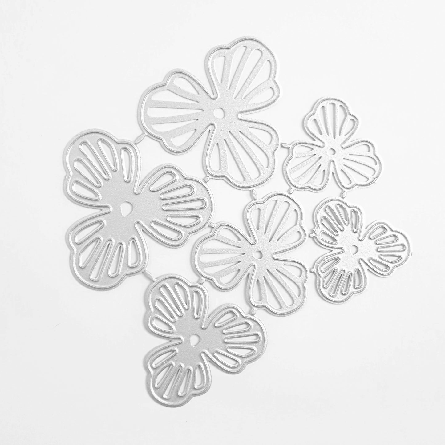 FLOWER CUTTING DIES SET 6 PCS 7.4x10.8 cm - Luxy Kraft