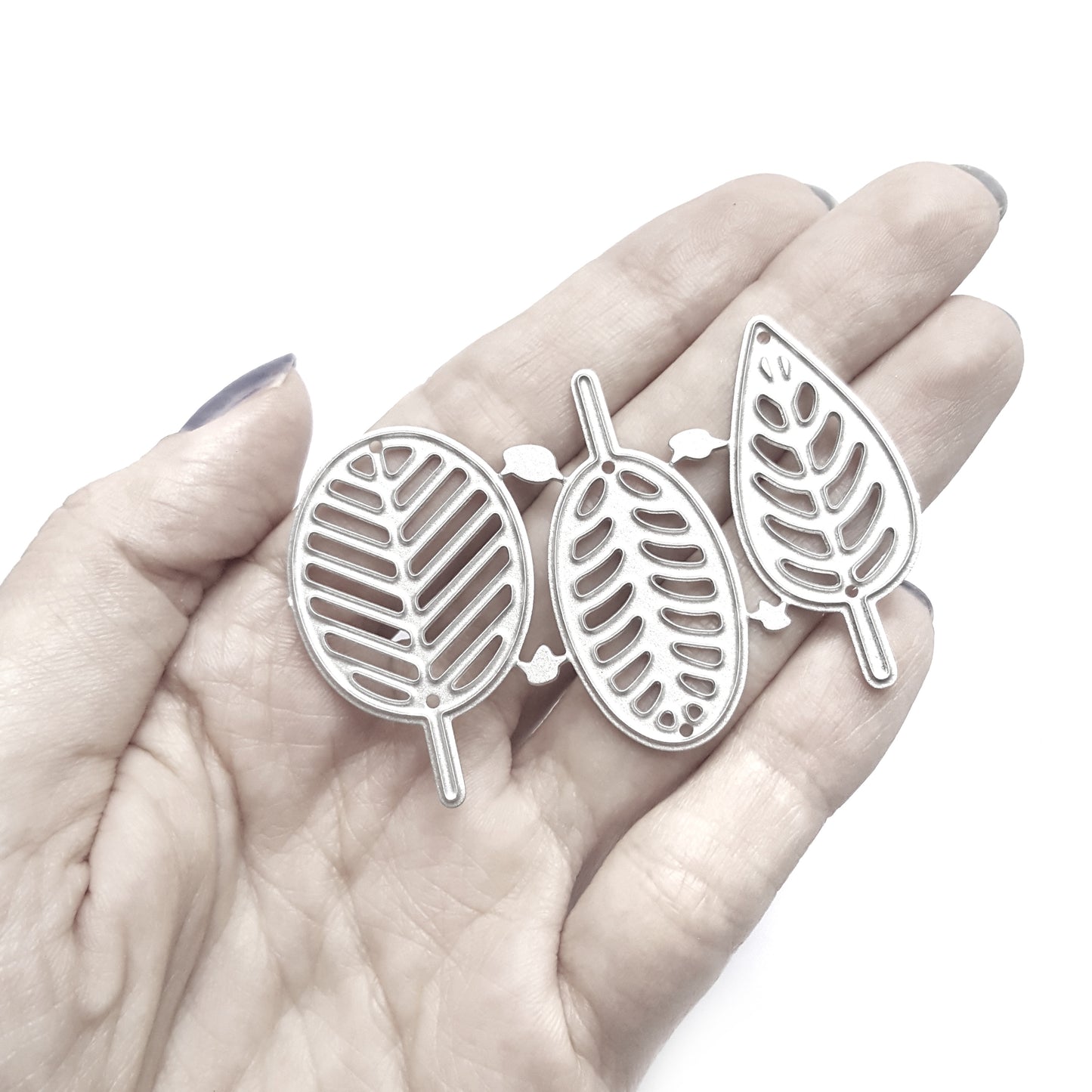 3D LEAVES CUTTING DIES 3 PCS SET - Luxy Kraft
