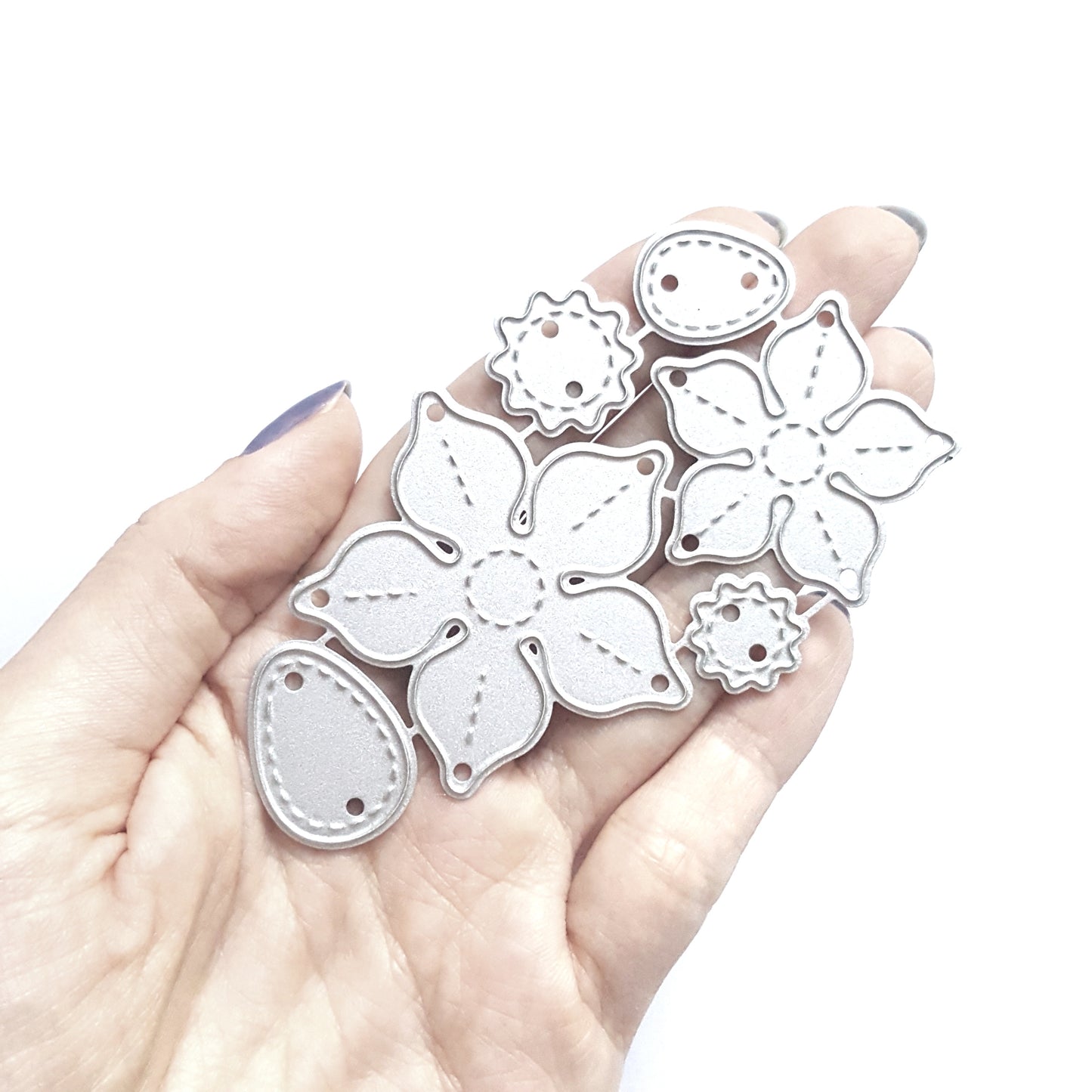 FLOWER CUTTING DIES 6 PCS SET - Luxy Kraft