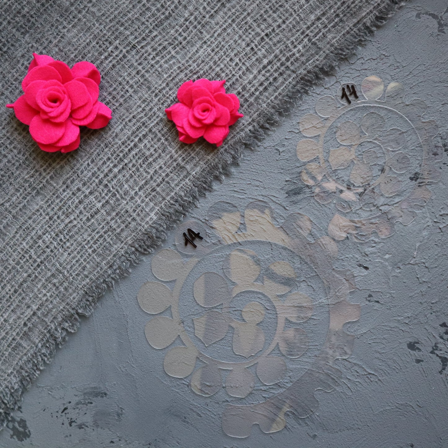 FLOWER MAKING PLASTIC TEMPLATES N-14 SET OF 2 PCS - Luxy Kraft