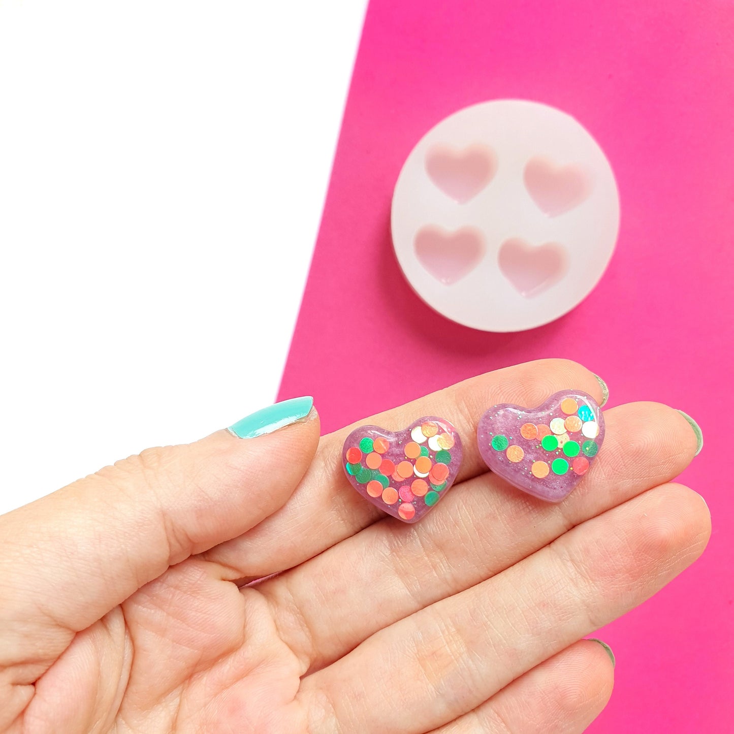 Silicone earrings mold "Heart" for resin and epoxy for 4 cabochons - Luxy Kraft