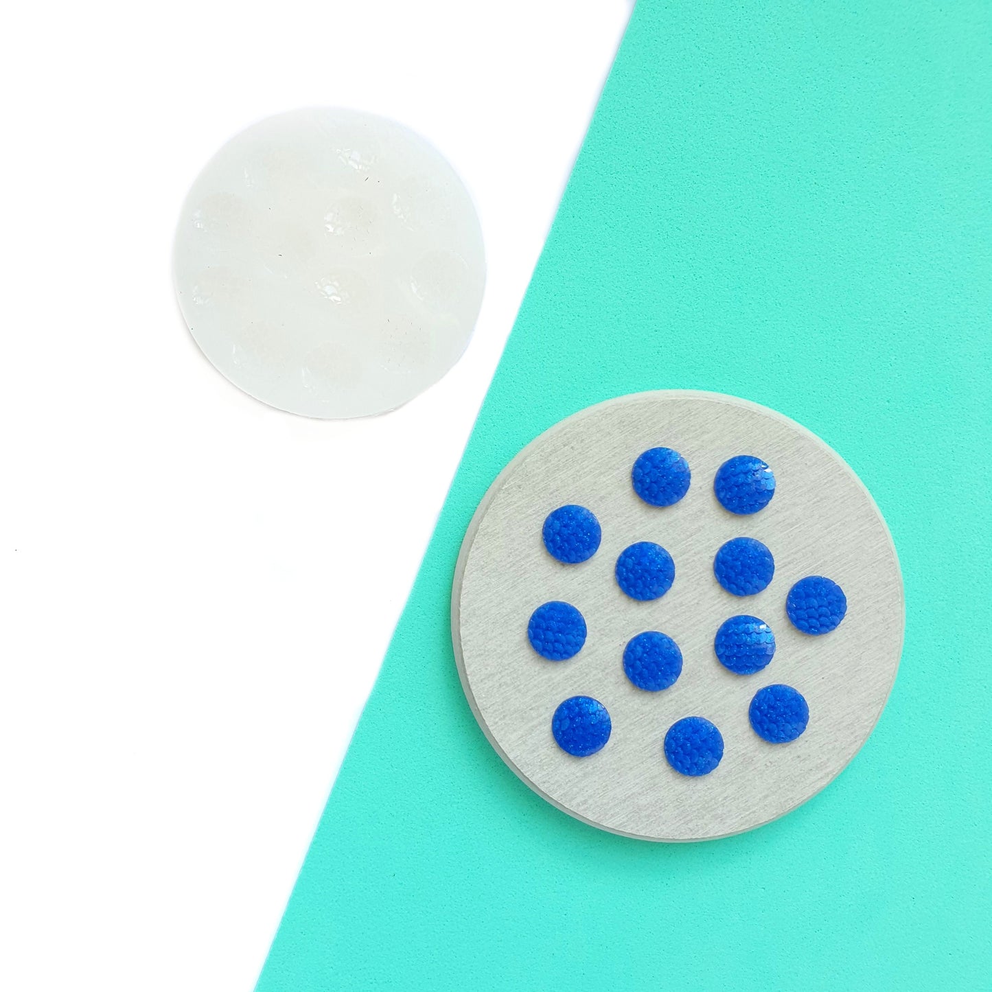 Silicone earrings mold for resin and epoxy for 12 cabochones - Luxy Kraft