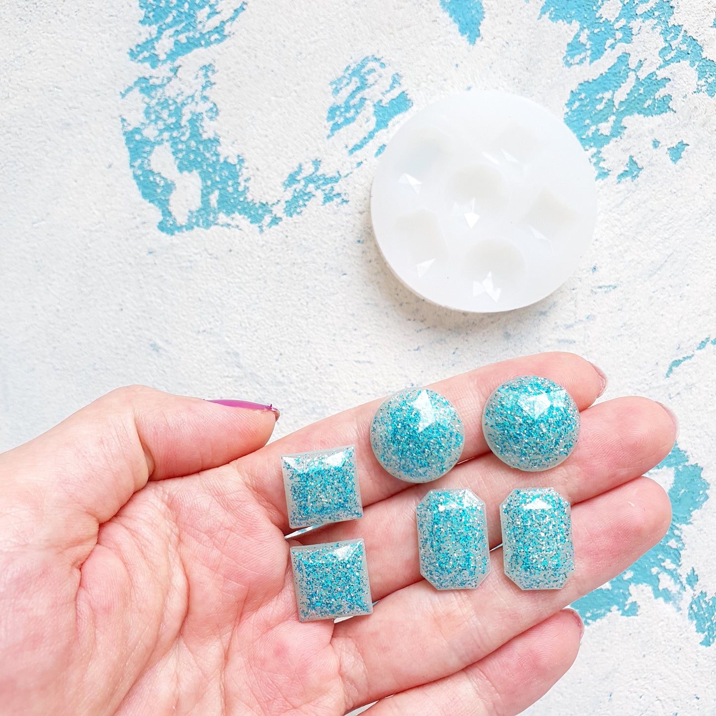 Silicone earrings mold for resin and epoxy for 6 cabochons Mould for Stud earrings