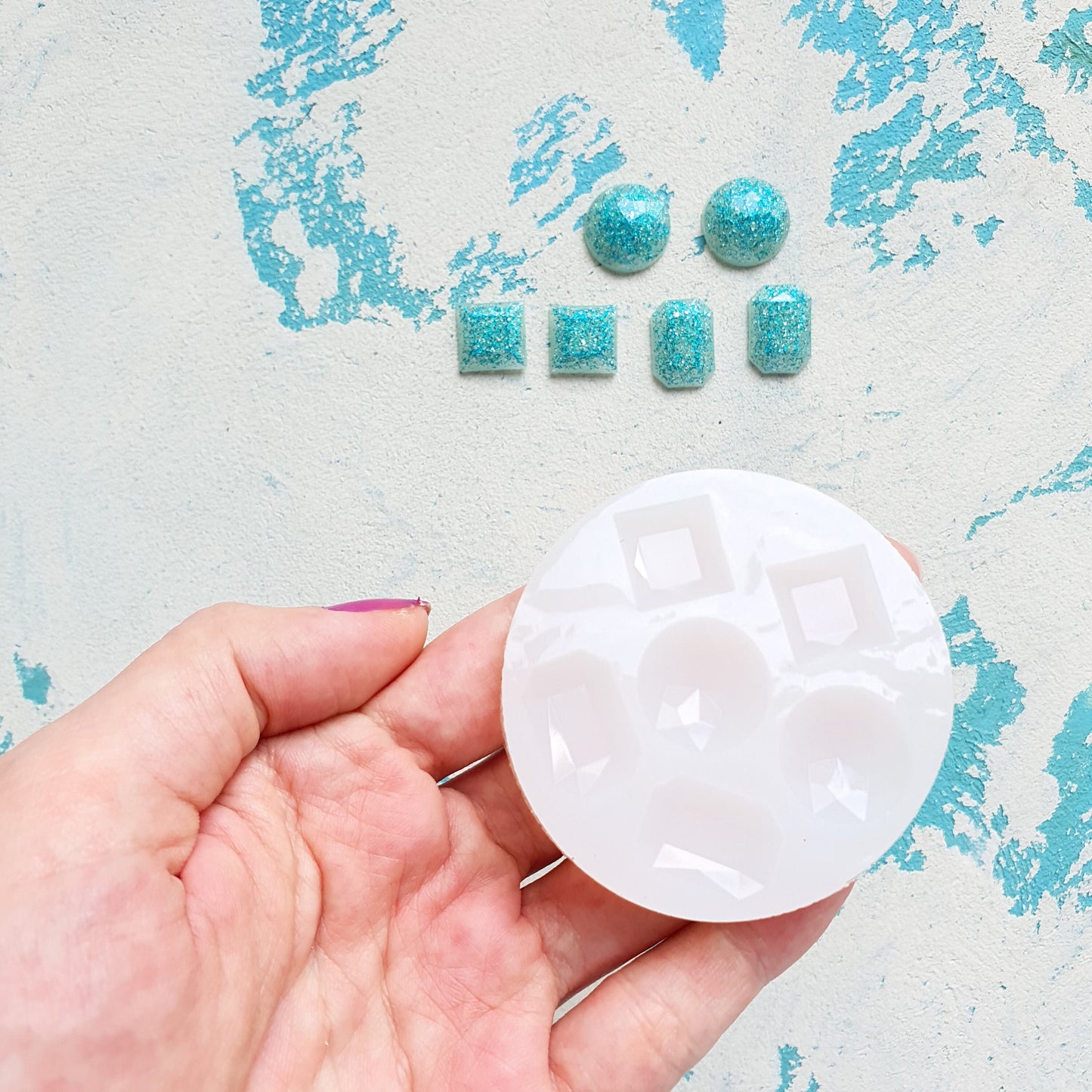 Silicone earrings mold for resin and epoxy for 6 cabochons Mould for Stud earrings