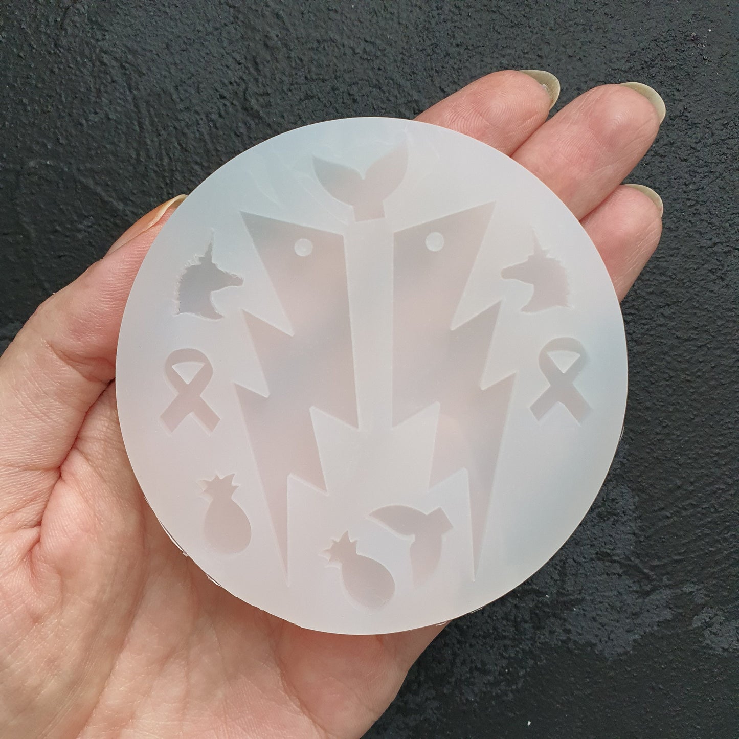 Silicone earrings mold "Lightning", "Unicorn", "Pineapple", "Ribbon", "Fin" for resin and epoxy - Luxy Kraft