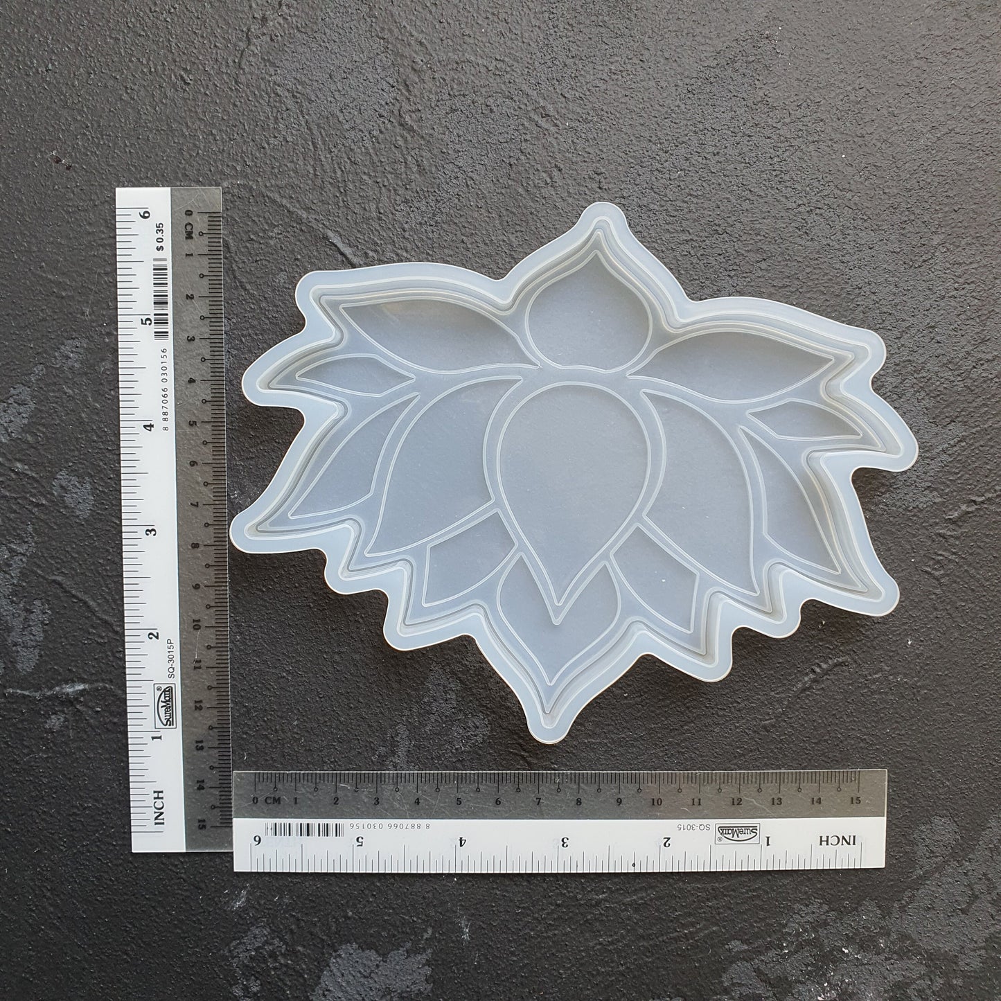 Flower Coaster silicone mold Resin Epoxy Jesmonite mold