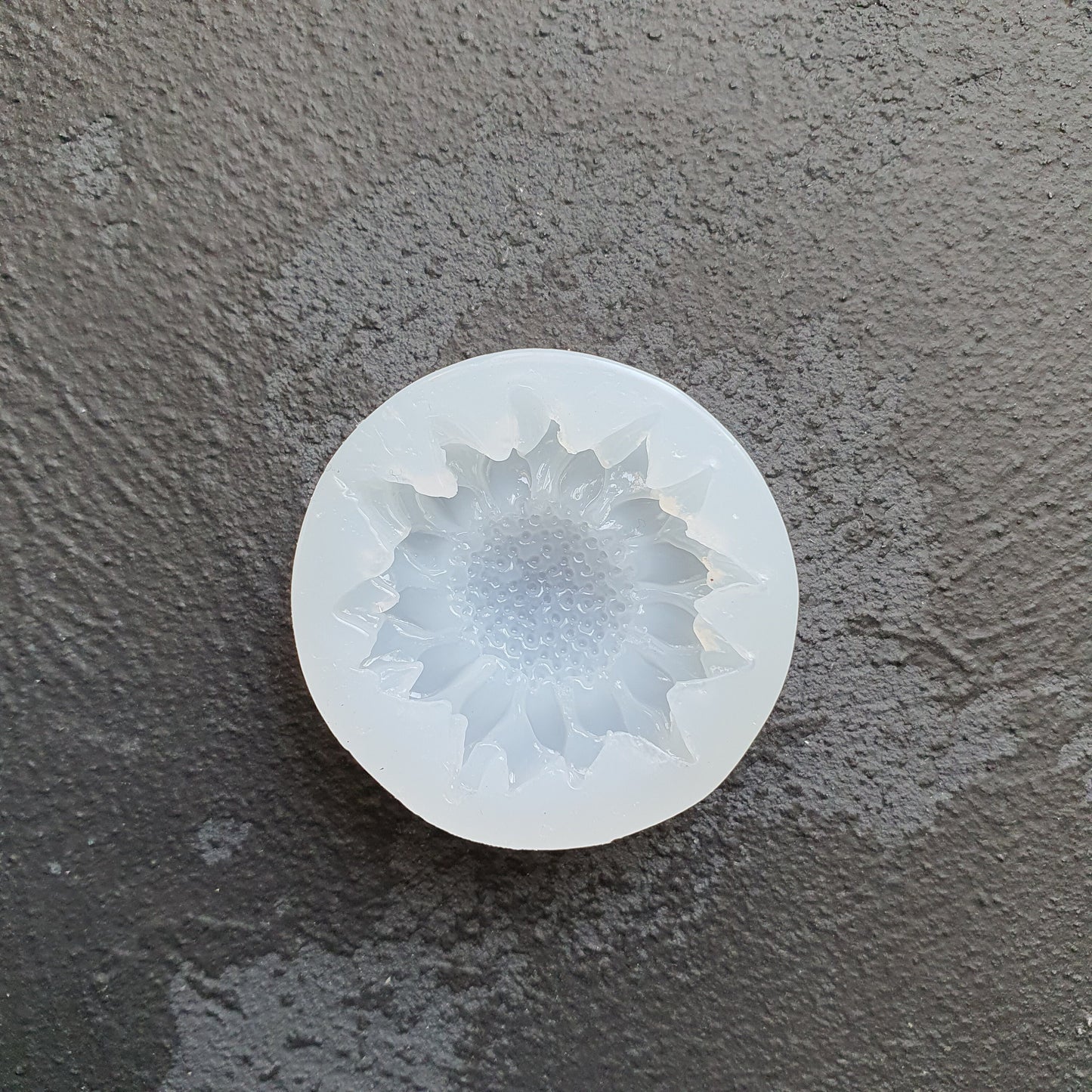 Sunflower Earring mold Silicone earrings mould for resin and epoxy 3.5 cm