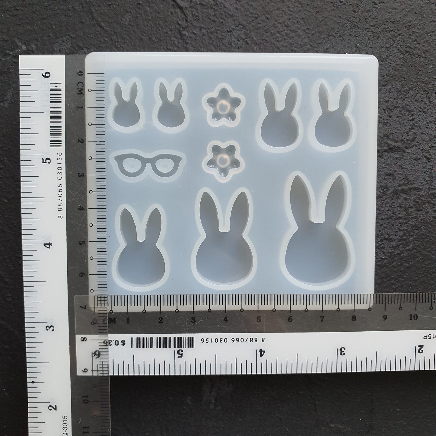 Bunny Silicone earring mold Jewelry Resin mould for resin and epoxy