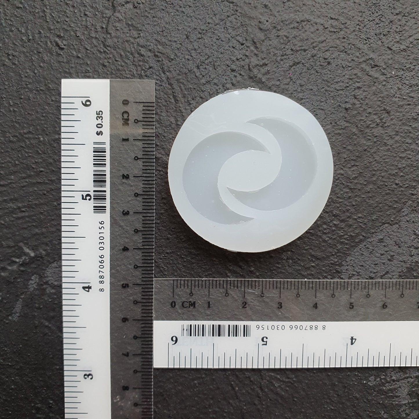 Silicone earrings mold "Moon" for resin and epoxy - Luxy Kraft