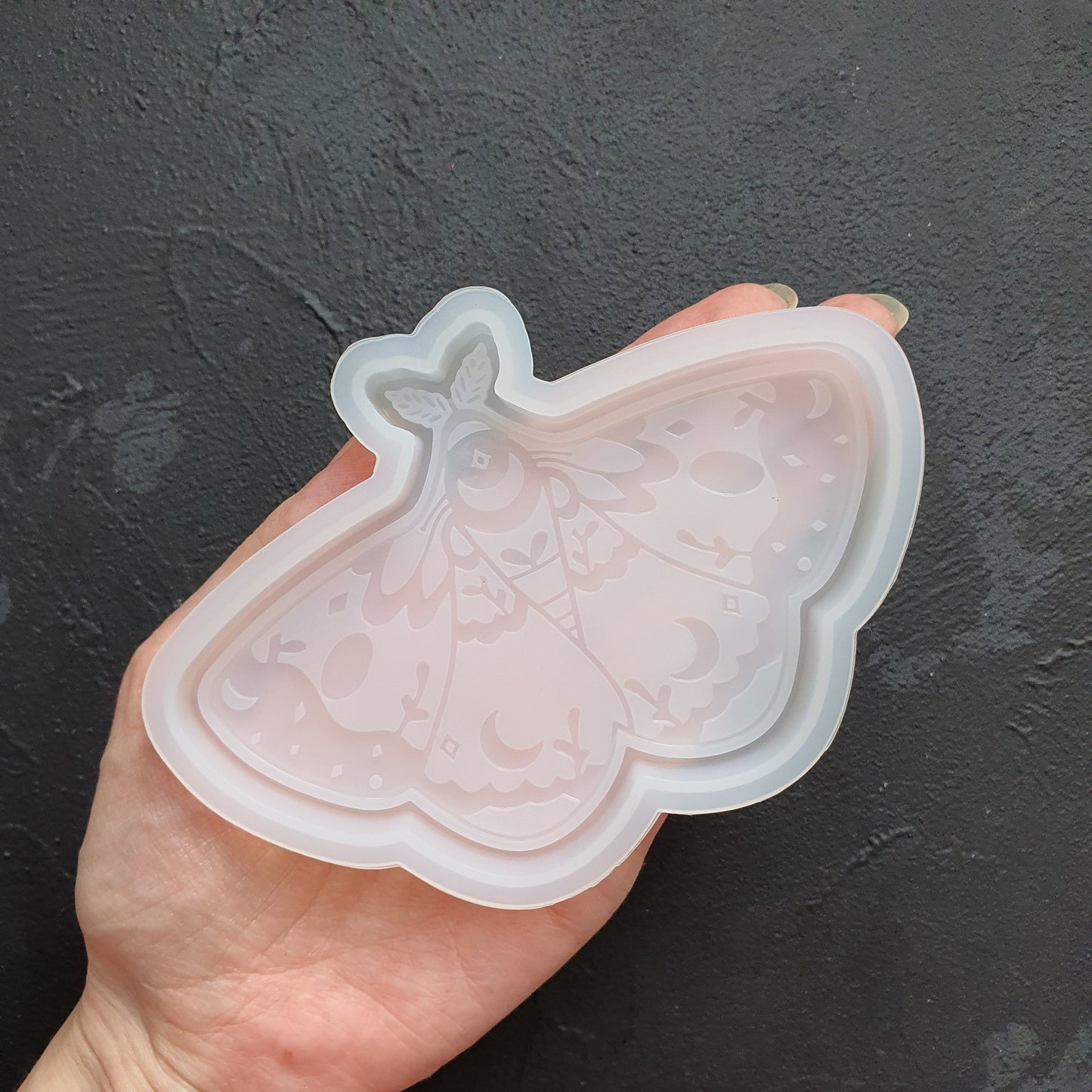 Silicone mold "Butterfly Moth" trinket tray dish plate silicone mold for Resin Epoxy Jesmonite craft - Luxy Kraft