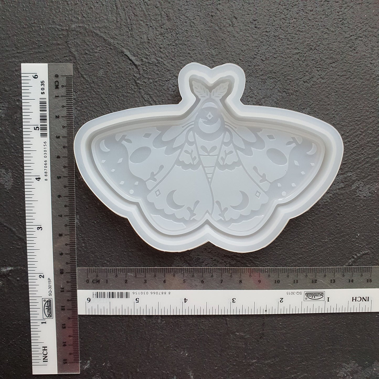 Silicone mold "Butterfly Moth" trinket tray dish plate silicone mold for Resin Epoxy Jesmonite craft - Luxy Kraft