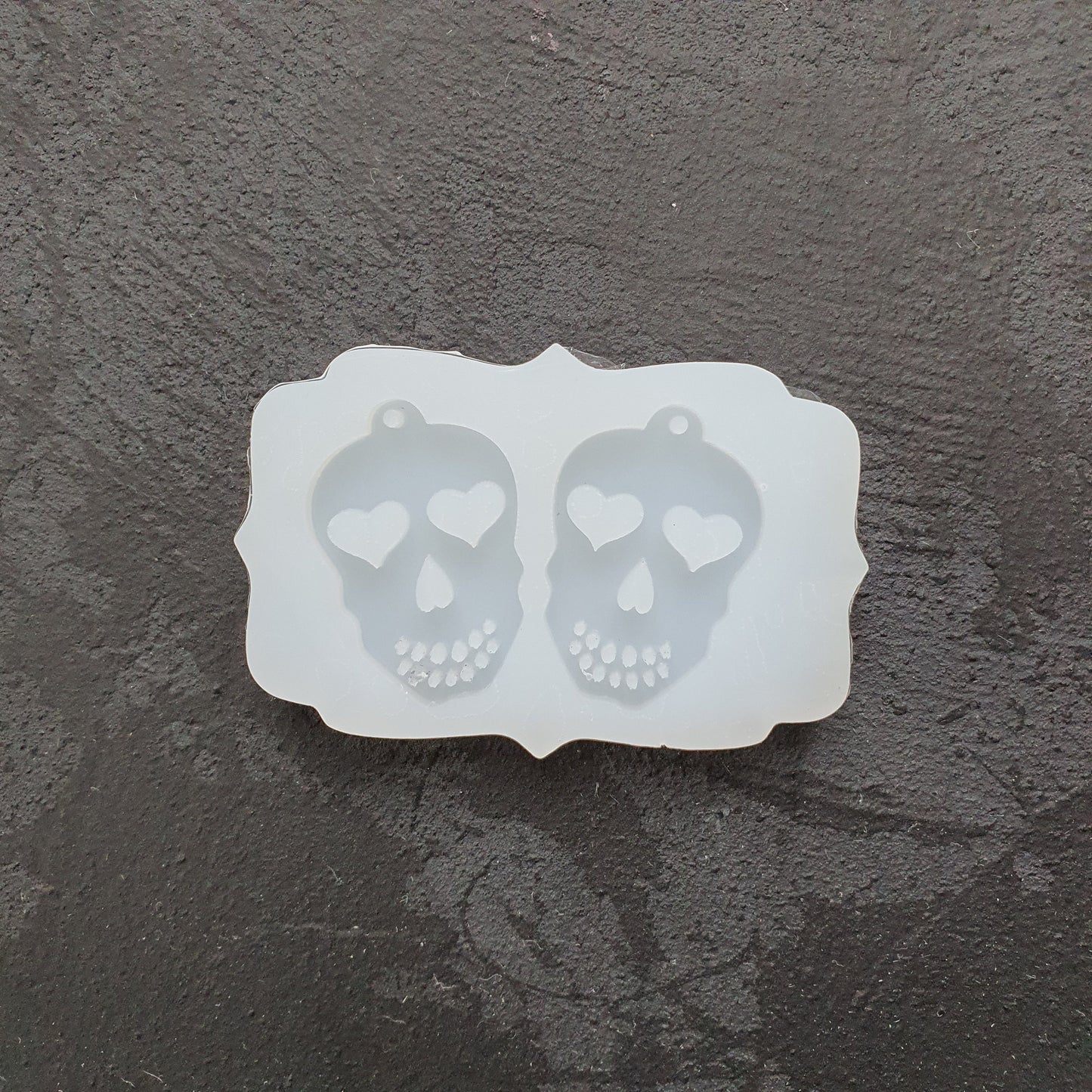 Halloween Scull Silicone earrings mold for resin and epoxy