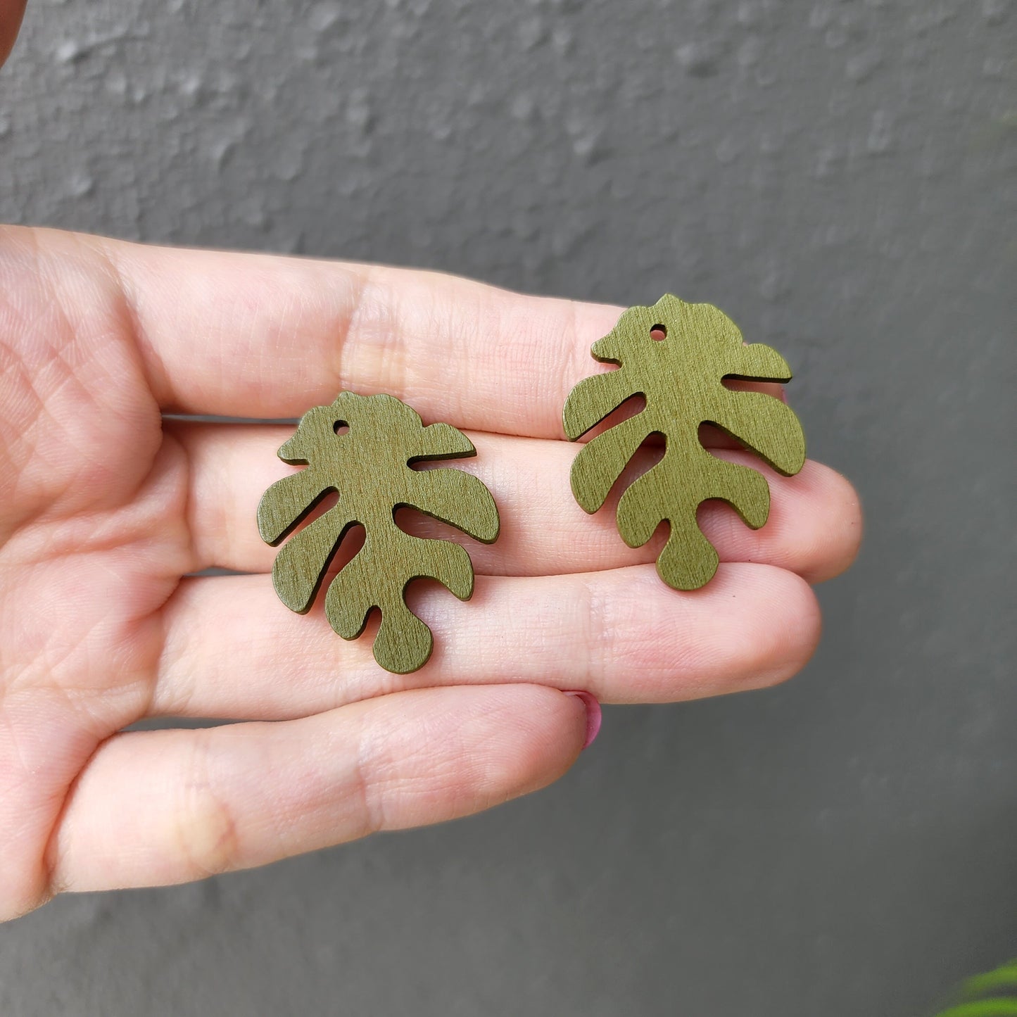 Wood Charm Monstera Pendant Earrings components Earrings findings DIY jewelry connectors