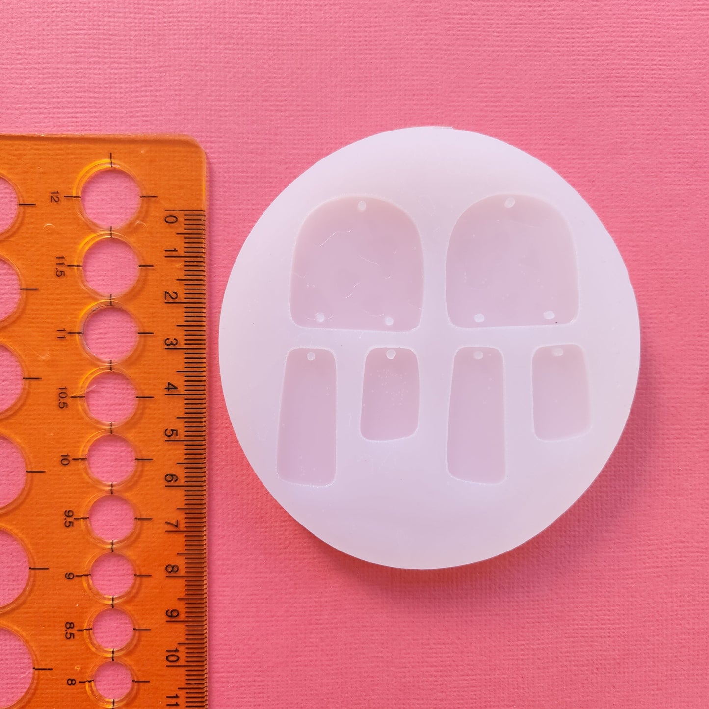 Silicone earrings mold / Silicone epoxy mold/Silicone earring moulds/Silicone UV resin molds/Arch silicone jewelry mold/Matte finished mold