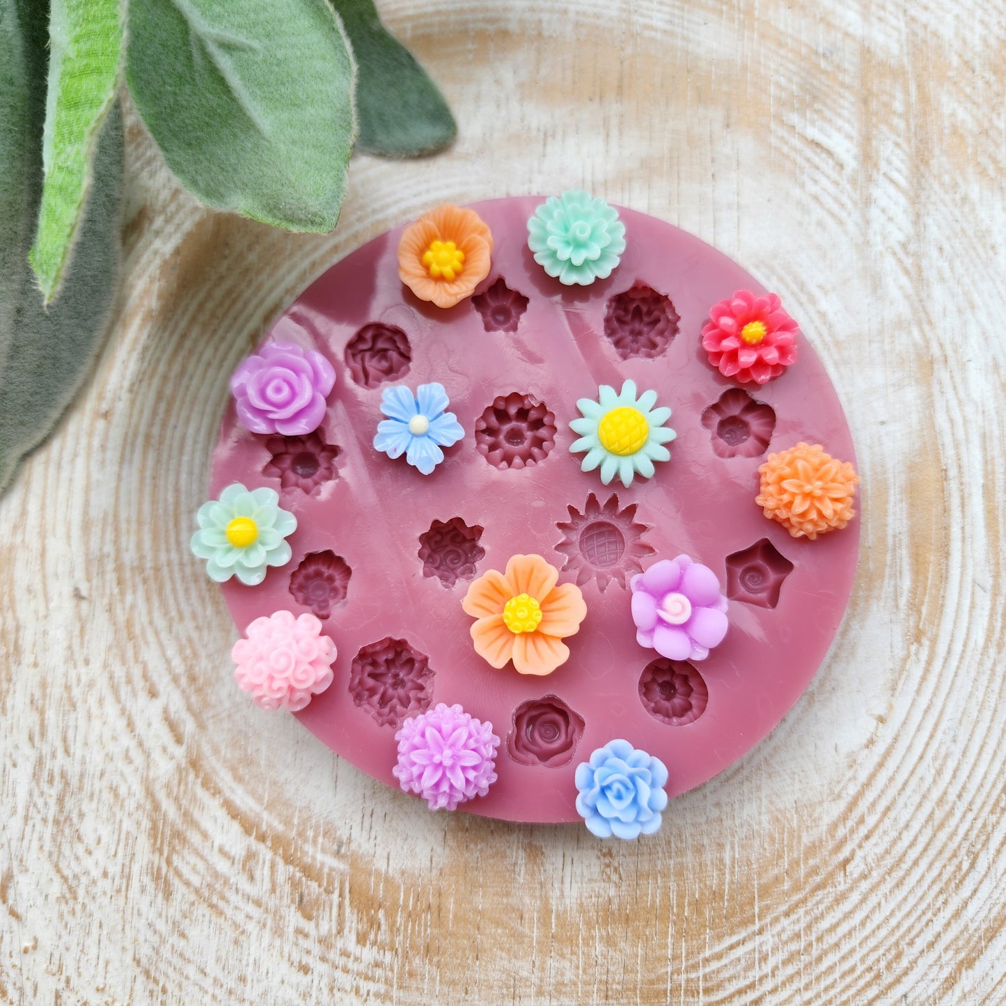 Silicone earrings mold / Silicone epoxy mold / Silicone stud earring moulds / Silicone UV resin molds / Flowers clay jewelry mold /Clay tool