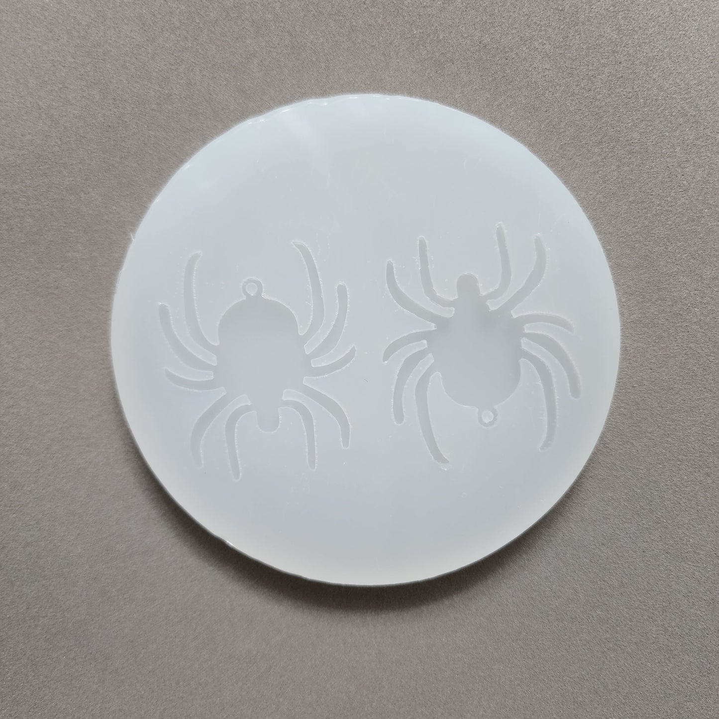 Silicone earrings mold / Silicone epoxy mold / Silicone UV resin molds / Halloween Spider earrings silicone jewelry mold