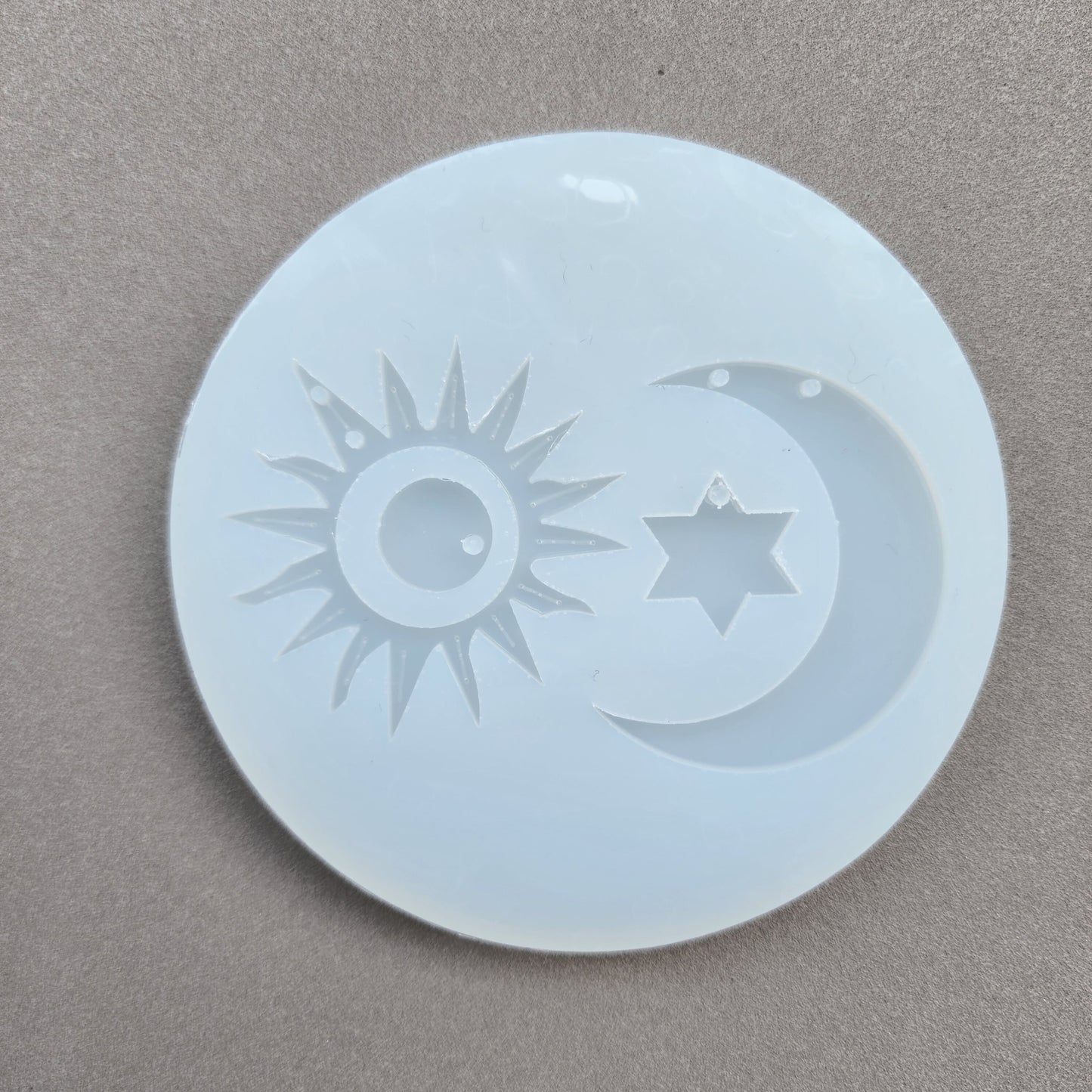 Silicone earrings mold / Silicone epoxy mold / Silicone earring moulds / Silicone UV resin molds /Moon and sun earring silicone jewelry mold