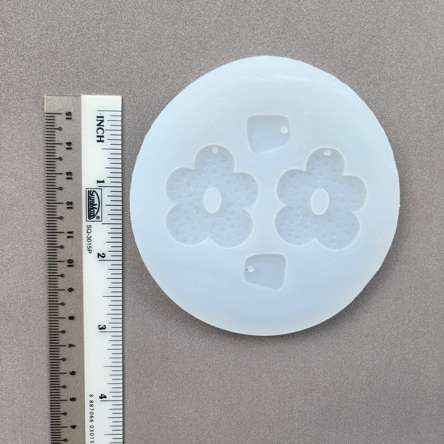 Silicone earrings mold / Silicone epoxy mold / Silicone UV resin molds / Flower earrings silicone jewelry mold / Matte effect earring mold