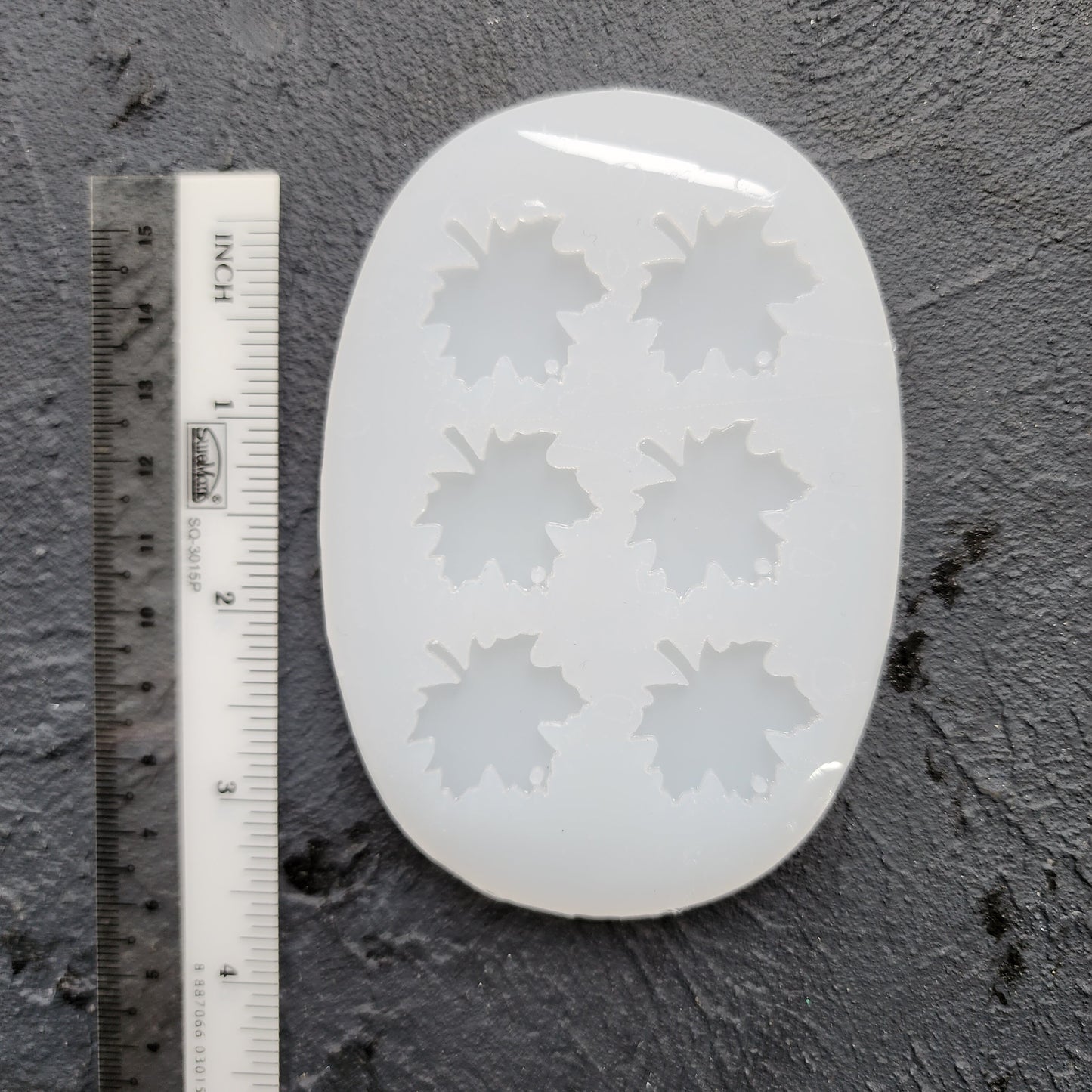 Silicone earrings mold / Silicone epoxy mold / Silicone UV resin molds / Fall leaves earrings silicone jewelry mold