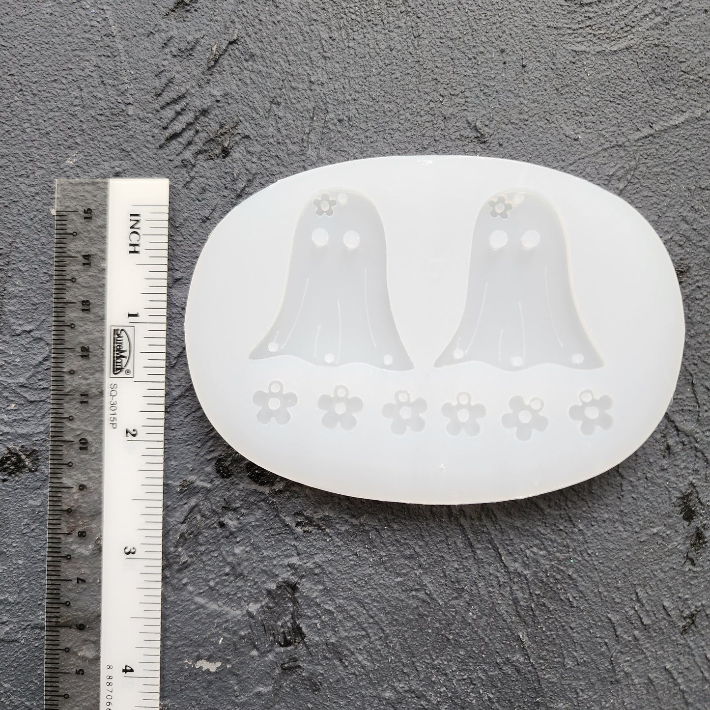 Silicone earrings mold / Silicone epoxy mold / Silicone UV resin molds / Halloween Ghost earrings silicone jewelry mold