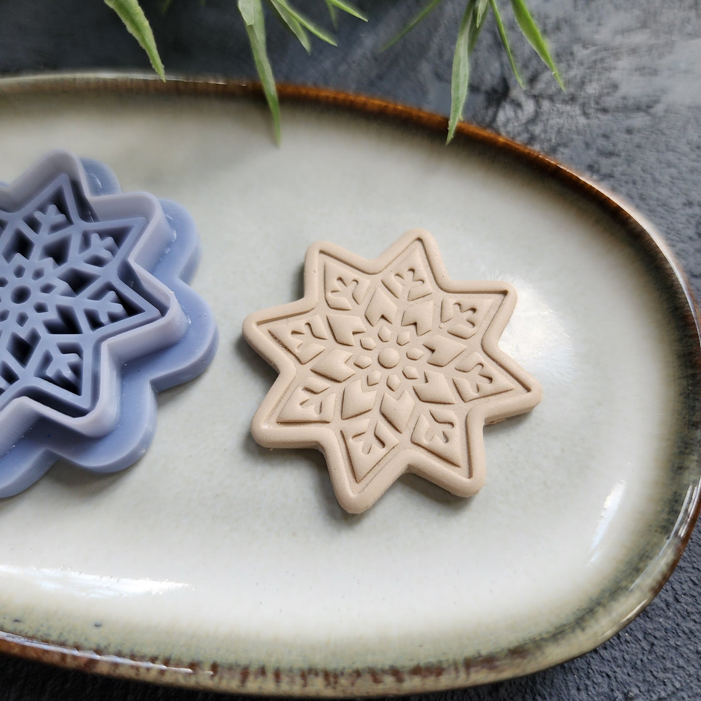 Christmas Polymer Clay cutters Snowflake Earrings molds Polymer clay tool sharp cutter stamp Jewelry stud earrings cutters