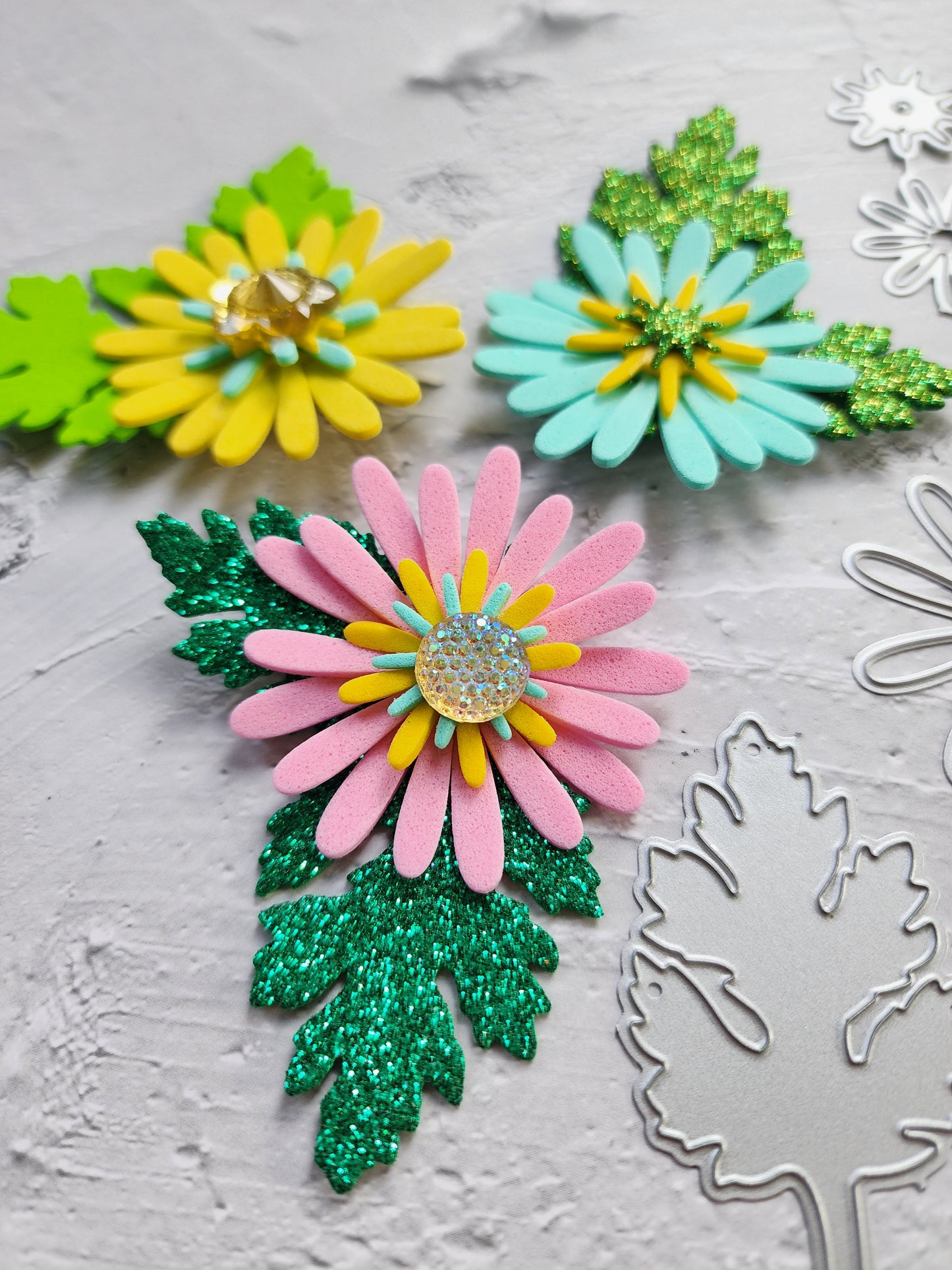 Flower Metal Cutting Dies "Daisy" Metal flower molds Scrapbooking tools supplies Metal templates Flower making tools Flower shape metal cutter - Luxy Kraft