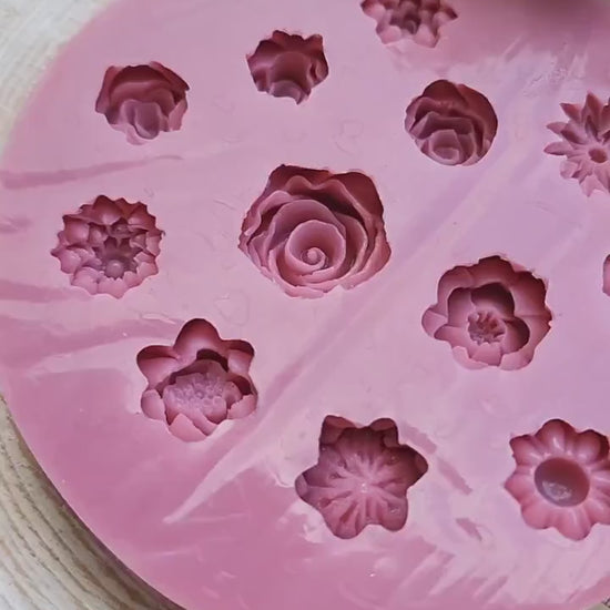 Silicone earrings mold / Silicone epoxy mold / Silicone stud earring moulds / Silicone UV resin molds / Flowers clay jewelry mold /Clay tool