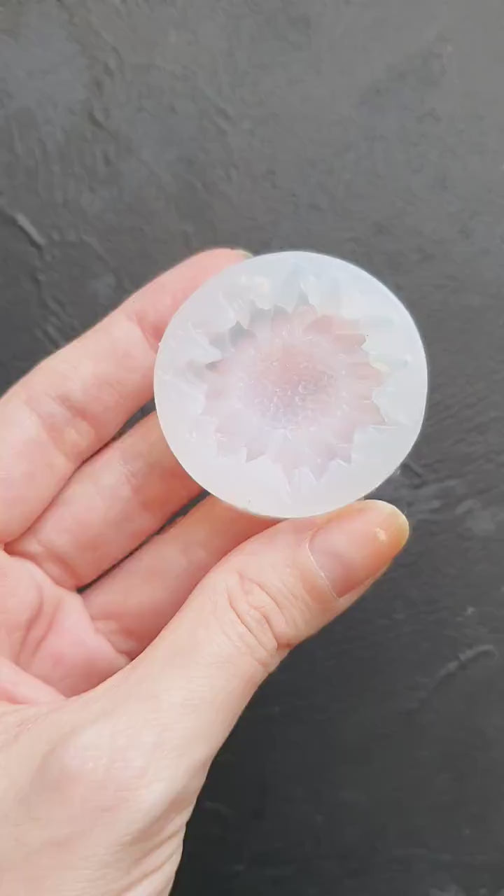 Sunflower Earring mold Silicone earrings mould for resin and epoxy 3.5 cm