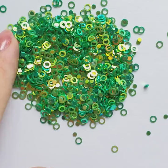 Christmas Circle sequins White Hologram Chunky glitter for Resin Epoxy crafts 4 mm