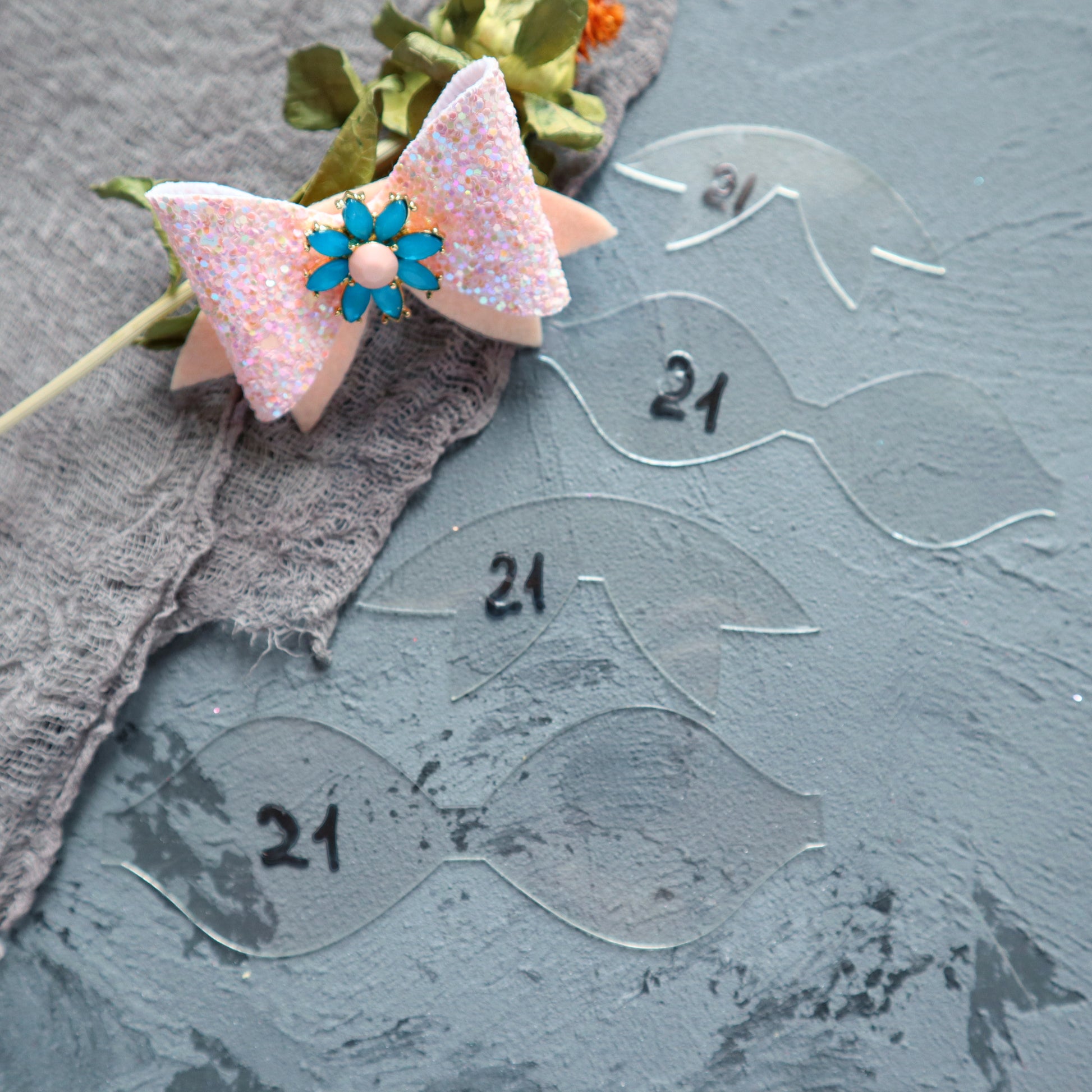 BOW MAKING PLASTIC TEMPLATES N-21 SET OF 4 PCS - Luxy Kraft