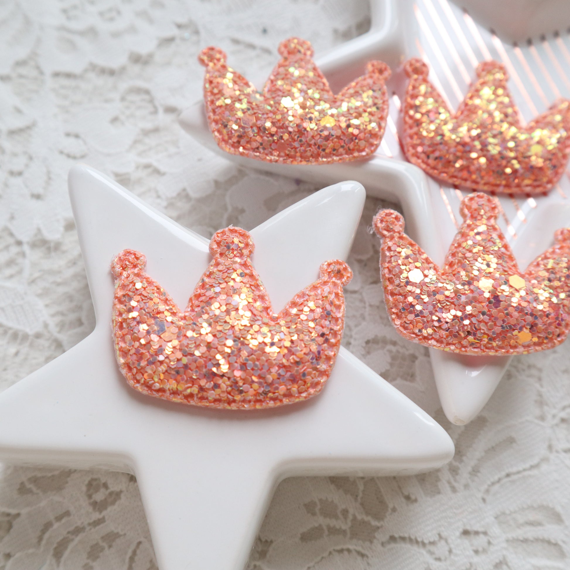 Chunky Glitter Crowns patches 4x3.2 cm 6 pcs - Luxy Kraft