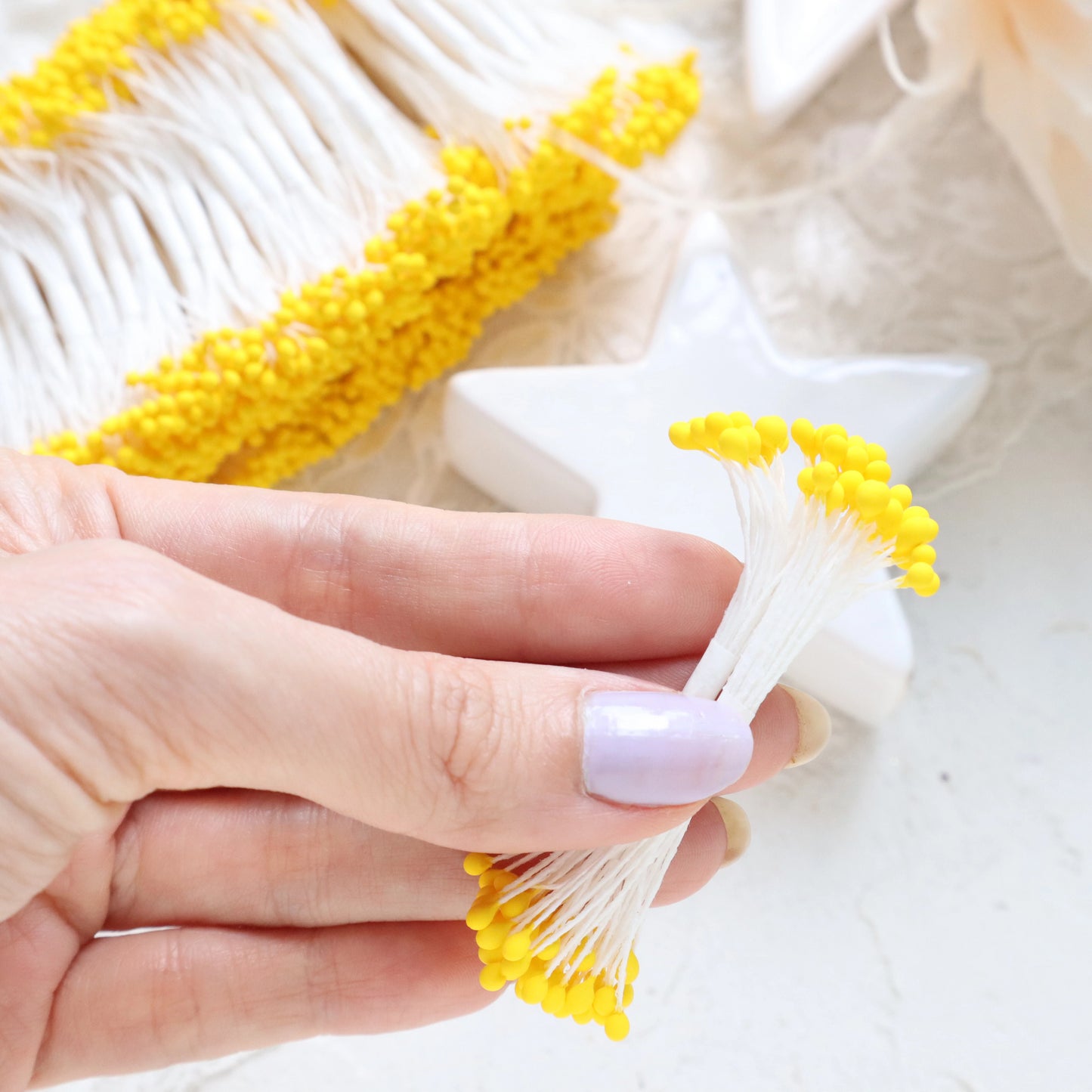 Thai flower stamens 3 mm 2500 pcs (5000 head) - Luxy Kraft