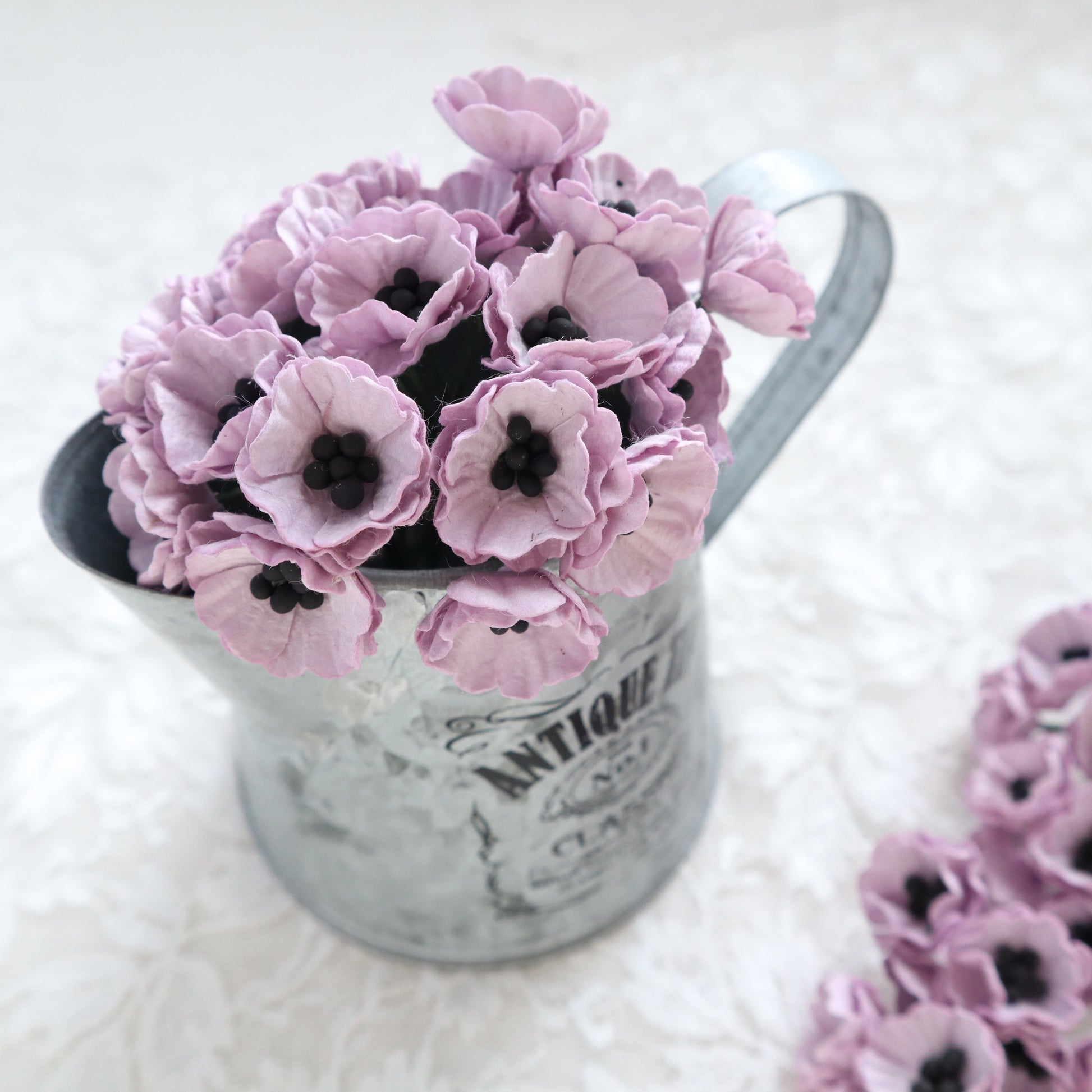 POPPY MULBERRY PAPER FLOWERS 2 CM 10 PCS - Luxy Kraft