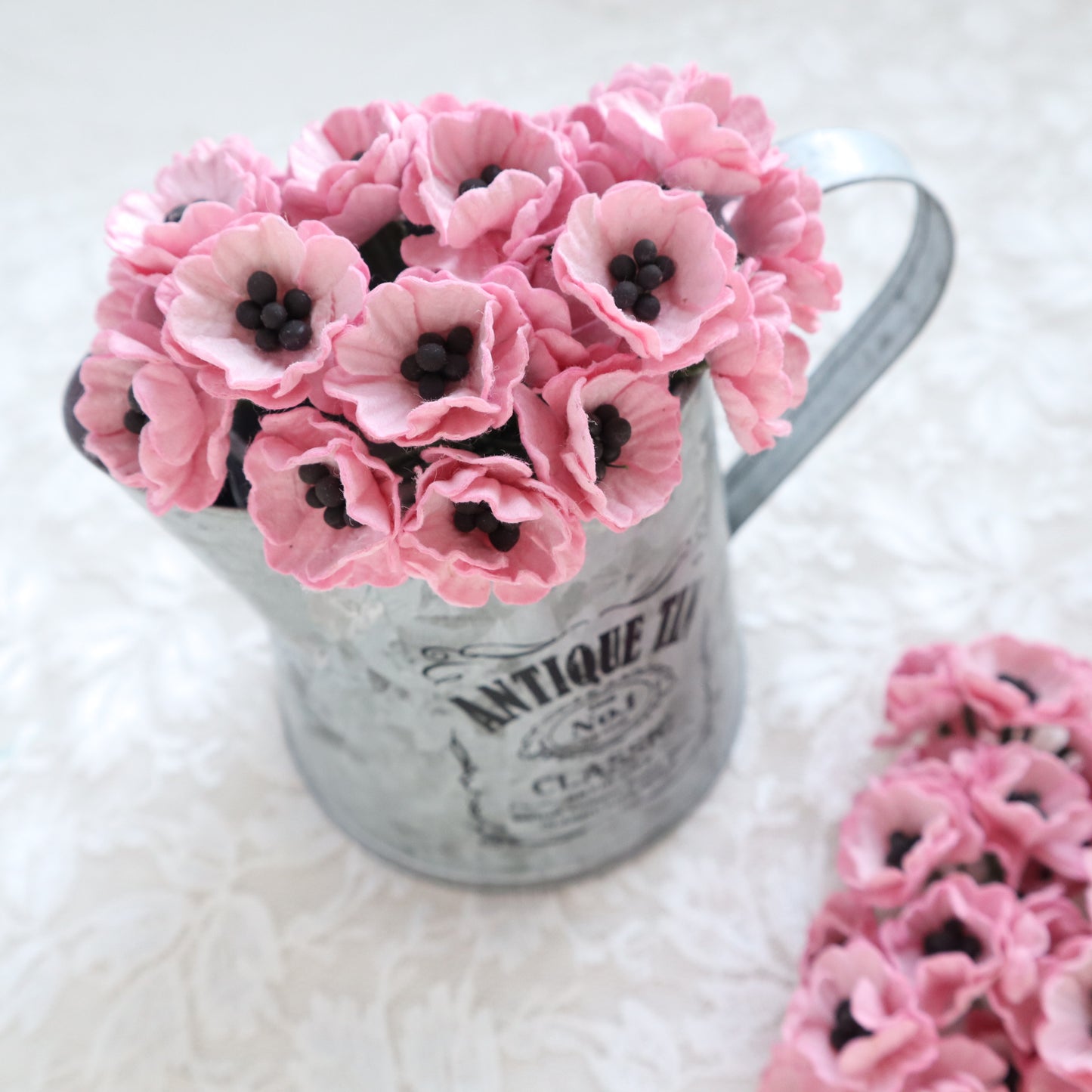 POPPY MULBERRY PAPER FLOWERS 2 CM 10 PCS - Luxy Kraft