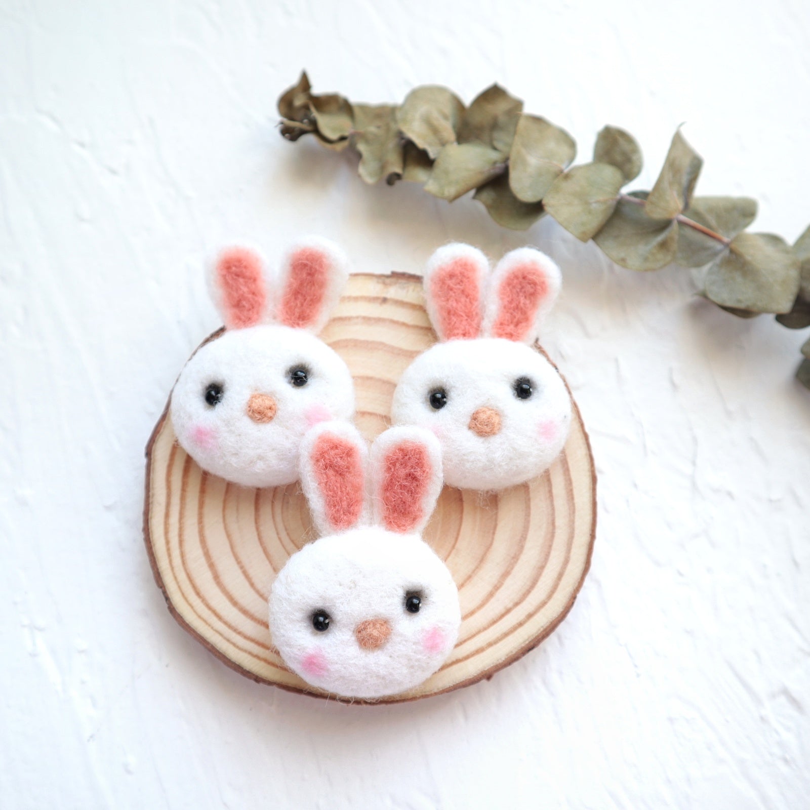 100% Wool needle felt Bunny Rabbit forest animal 4.5 cm 1 pcs - Luxy Kraft