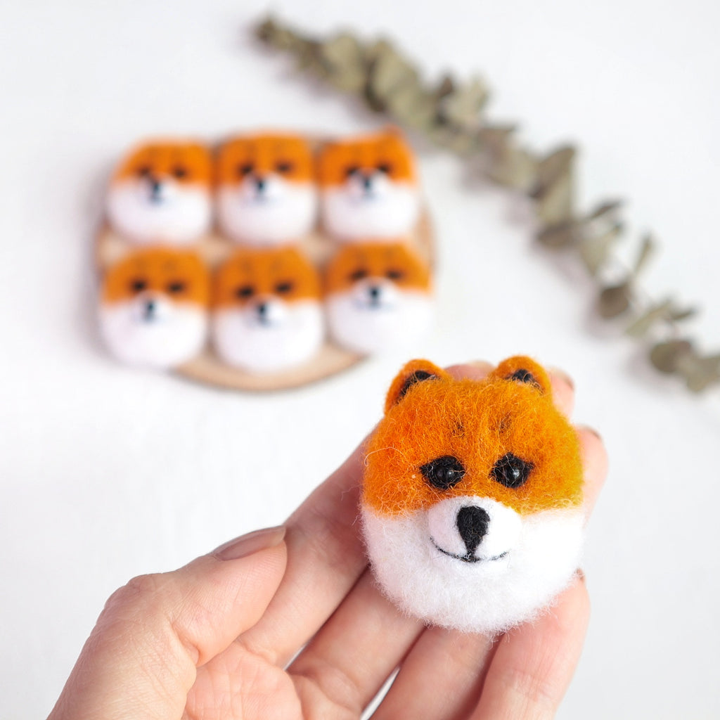 100% Wool needle felt Orange Fox Forest Animals 3.7 cm - Luxy Kraft