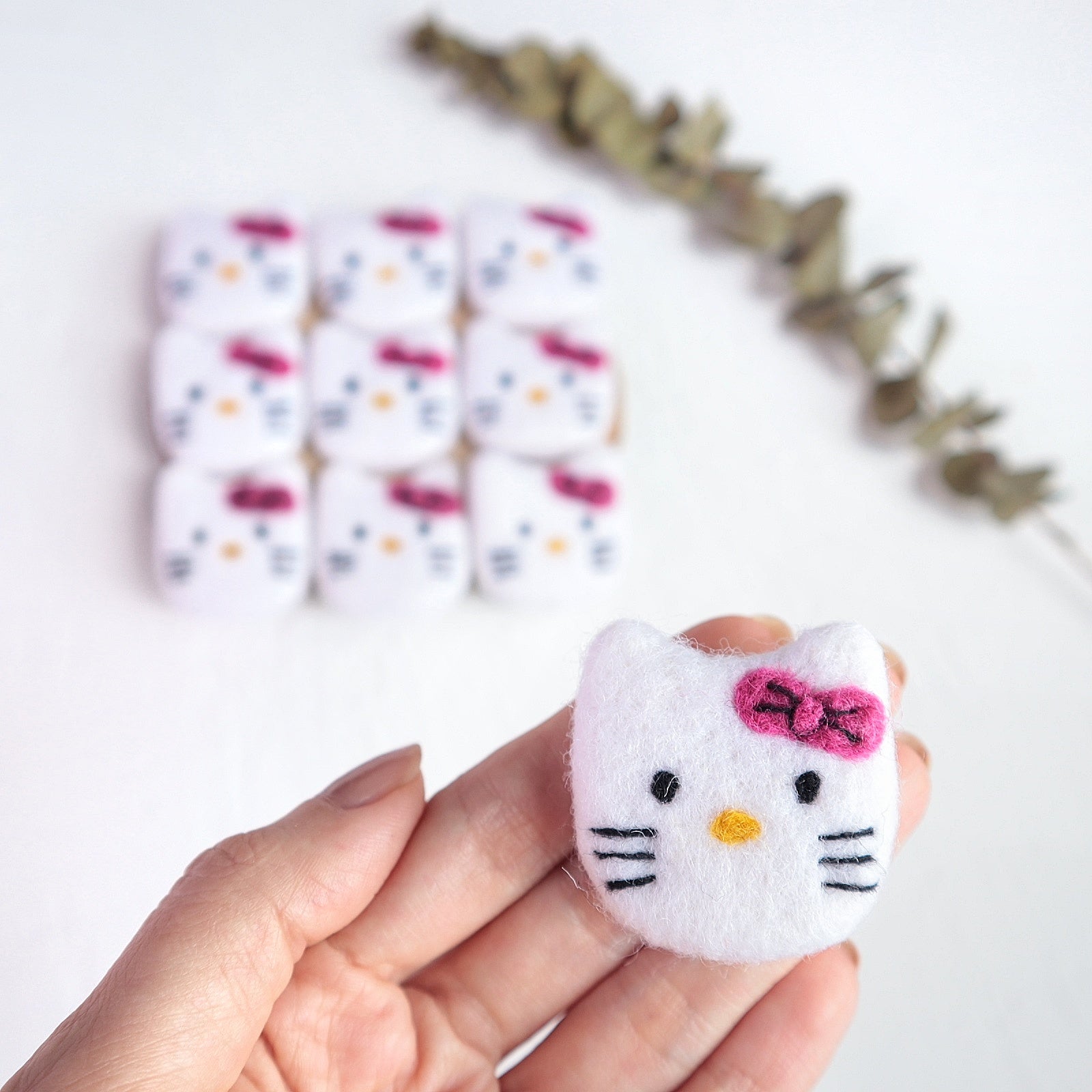100% Wool needle felt Kitty Cat 3.7 cm - Luxy Kraft