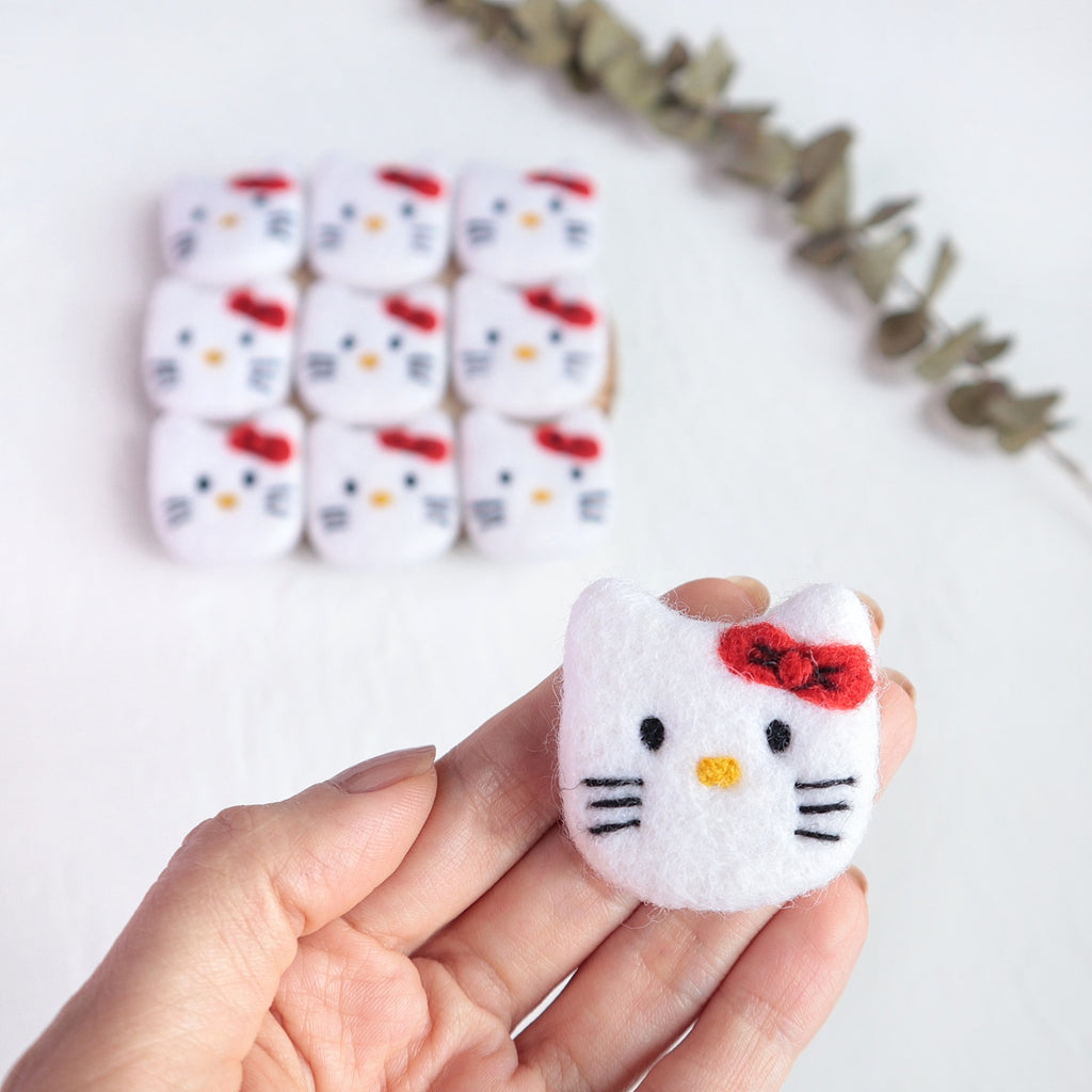 100% Wool needle felt Kitty 3.7 cm - Luxy Kraft