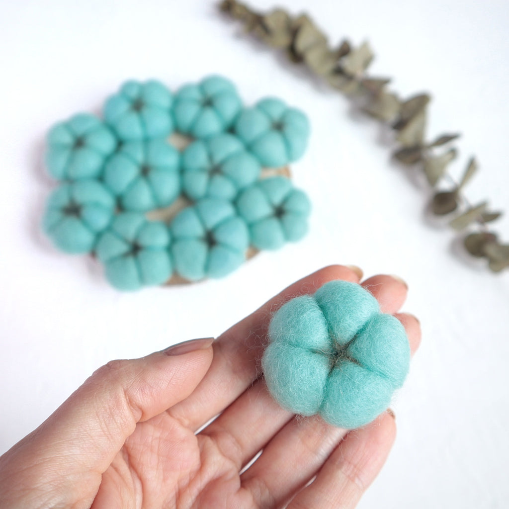 100% Wool needle felt Candy Mint Cotton 3.5 cm - Luxy Kraft