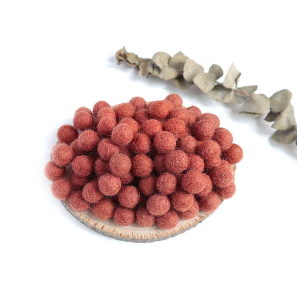 1 cm 100 pcs Cacao Felt Pom Poms Felt Balls for making garland, Felt flowers - Luxy Kraft