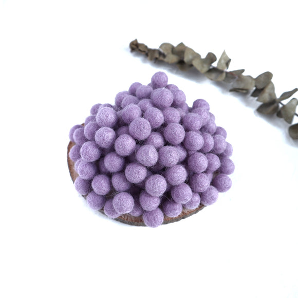 1 cm 100 pcs Lilac Felt Pom Poms Felt Balls for making garland, Felt flowers - Luxy Kraft