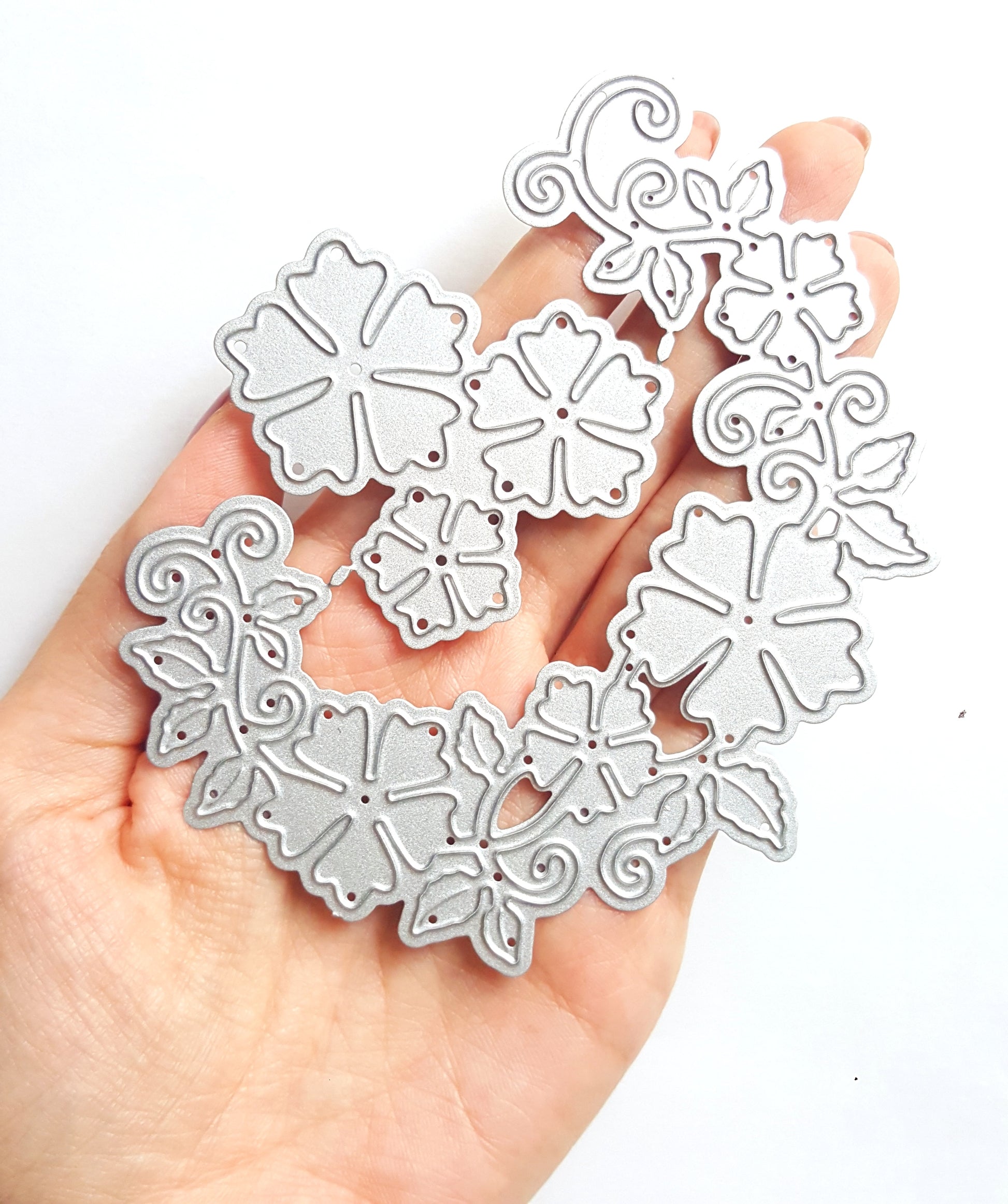 CORNFLOWER CUTTING DIES 2 PCS SET 11x9.5 CM - Luxy Kraft